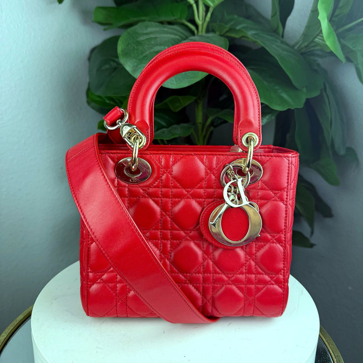 Authentic Dior Lady Dior Medium Red Lambskin Cannage Quilted Bag - 01_photo.jpg