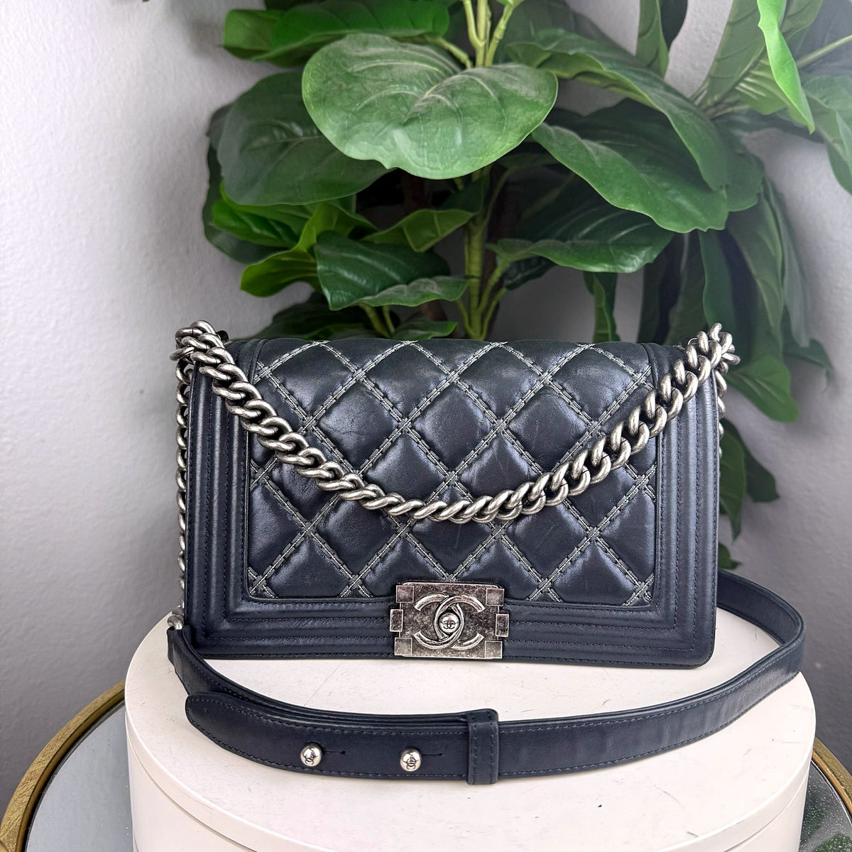 Authentic Chanel Boy Bag Medium Quilted Lambskin Ruthenium Hardware Black - 01_photo.jpg
