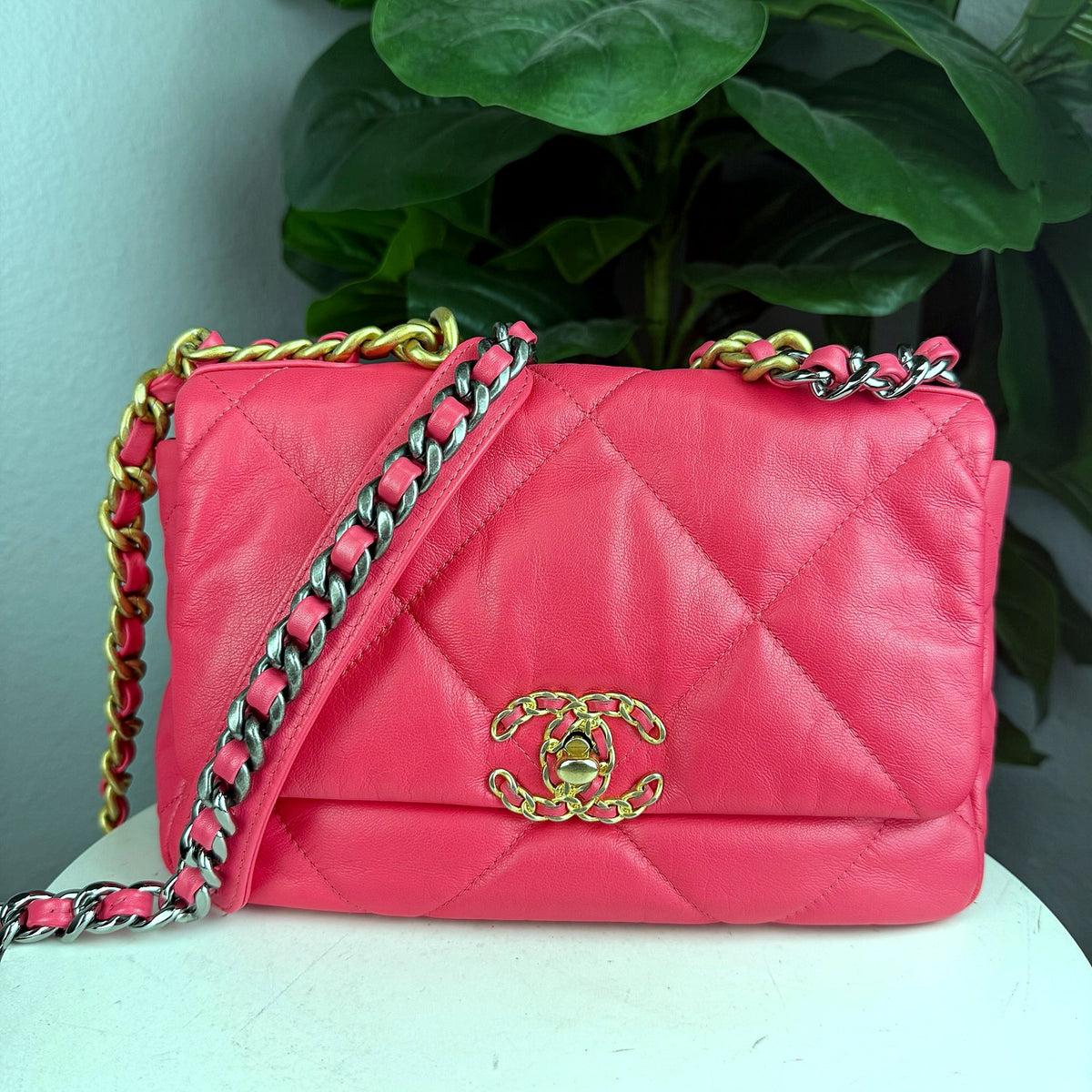 Authentic Chanel 19 Small Flap Bag Pink Quilted Lambskin Gold Hardware - 01_photo.jpg