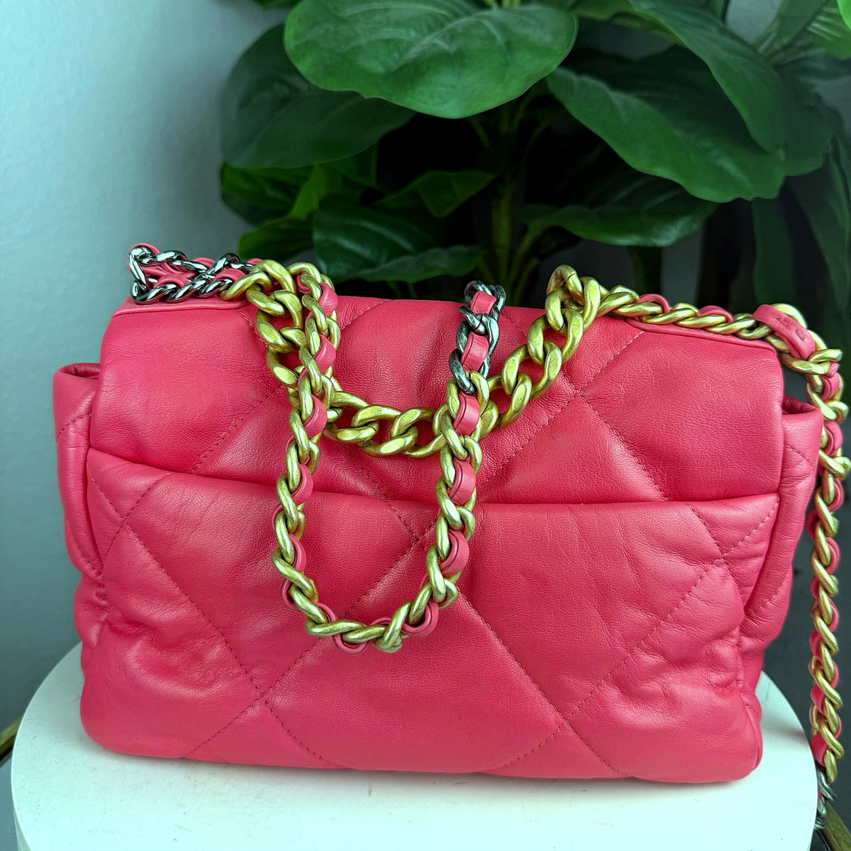 Authentic Chanel 19 Small Flap Bag Pink Quilted Lambskin Gold Hardware - 02_photo.jpg