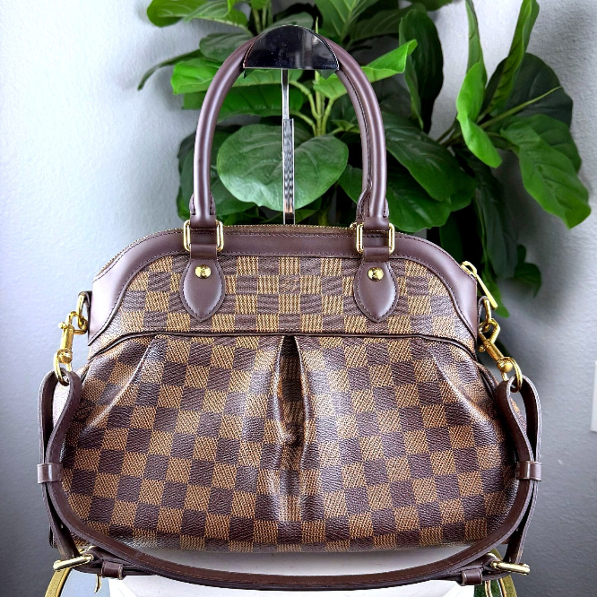Authentic Louis Vuitton Trevi PM Damier Ebene Canvas Satchel - 01_photo.jpg