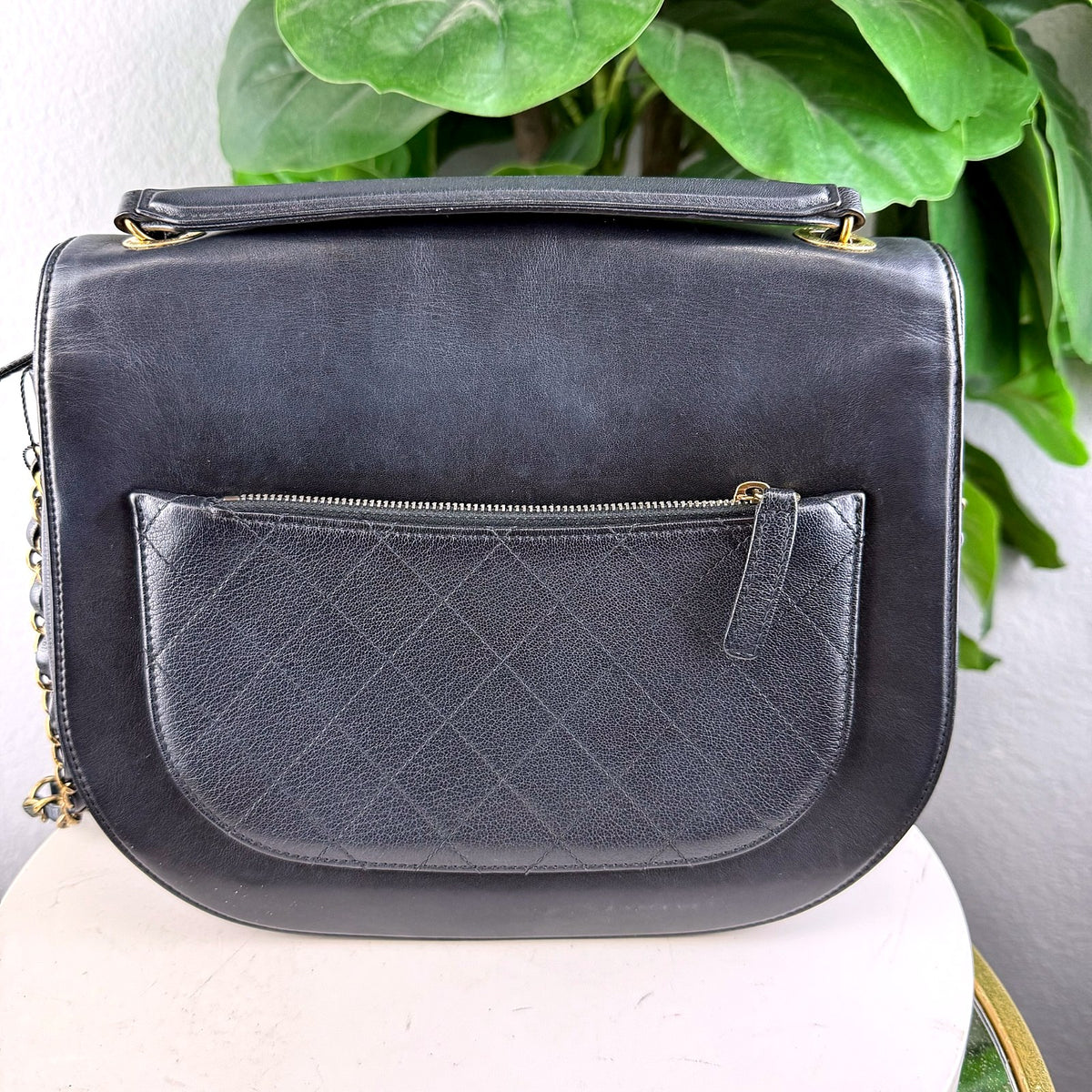 Authentic Chanel Coco Curve Flap Bag Black Lambskin Gold Hardware - 02_photo.jpg