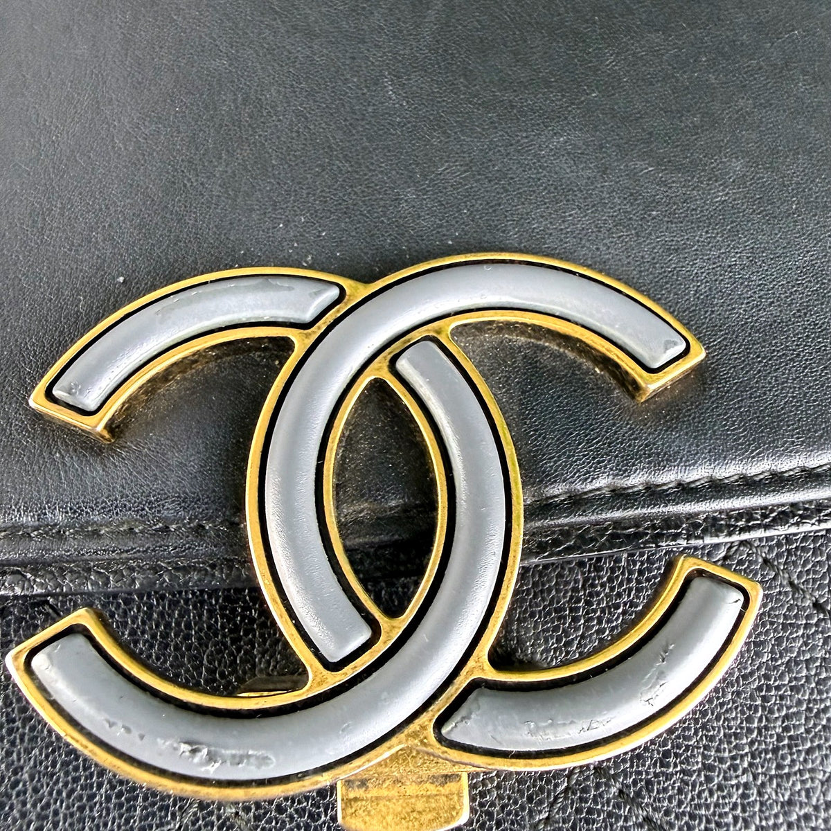 Authentic Chanel Coco Curve Flap Bag Black Lambskin Gold Hardware - 04_inside.jpg