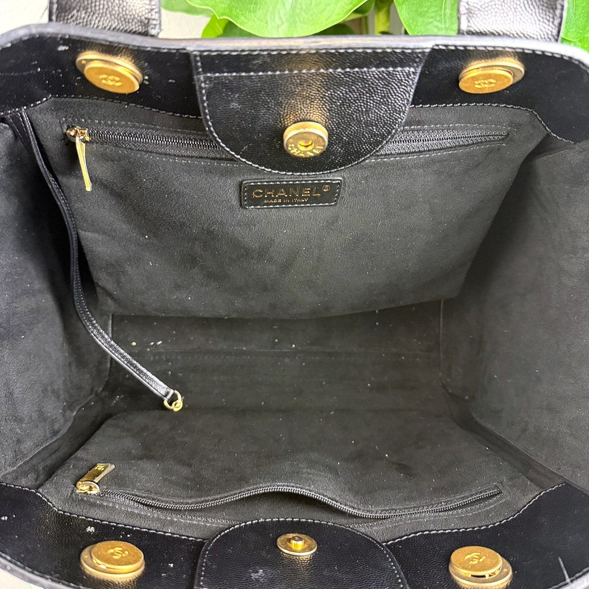 Authentic Chanel Deauville Tote Black Leather Gold Studded Logo - 04_inside.jpg
