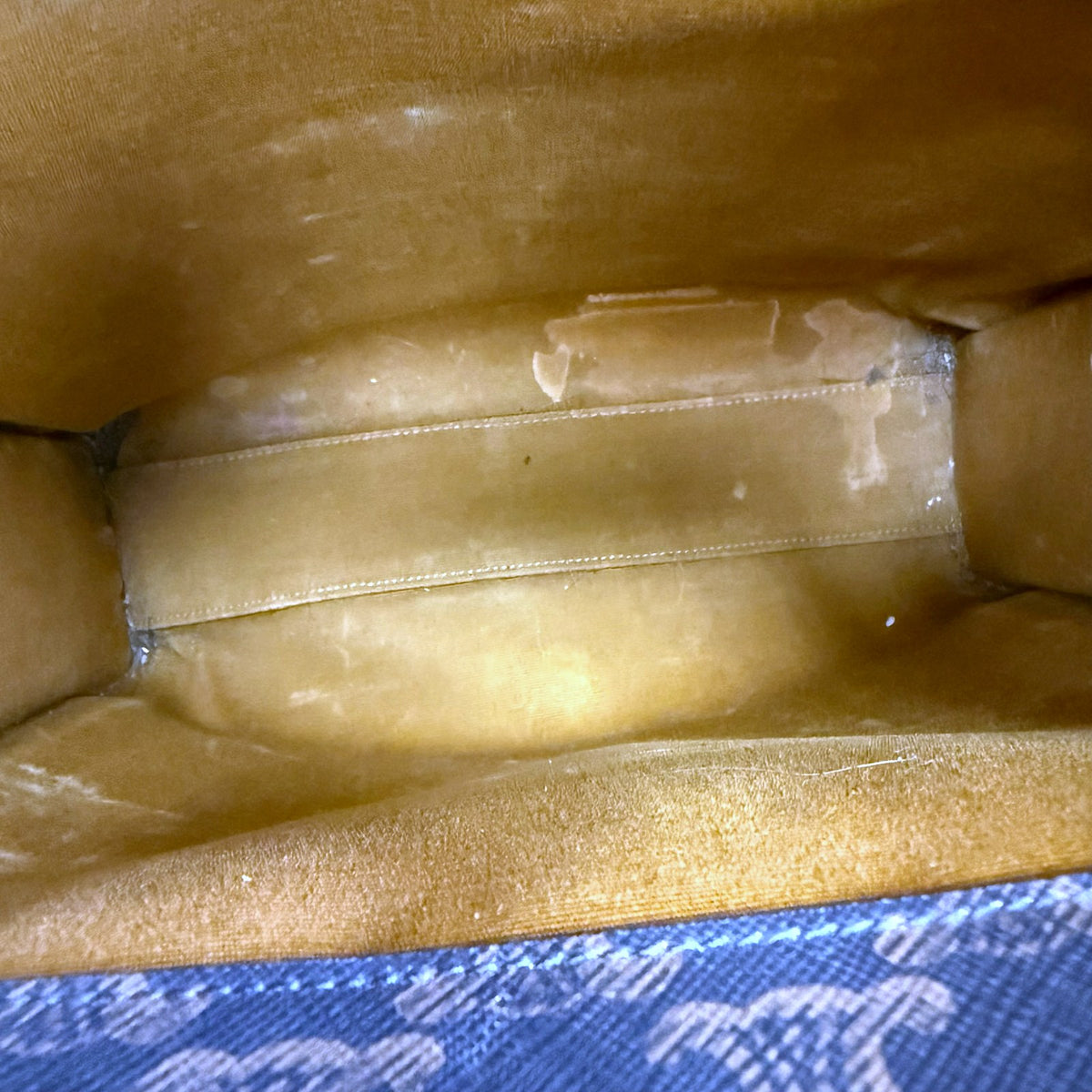Authentic Celine Triomphe Canvas Small Vertical Cabas Tote in Tan - 04_inside.jpg