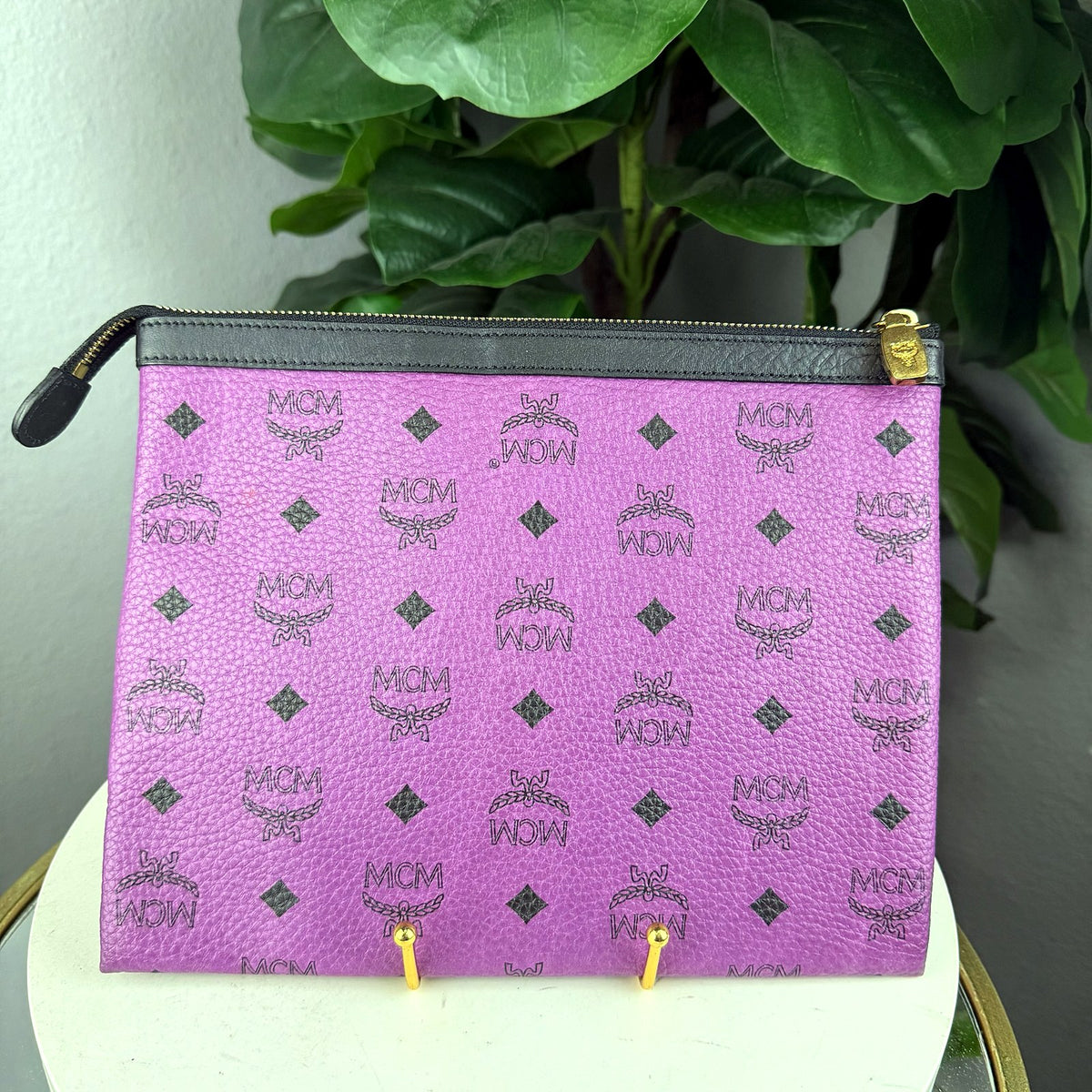 Authentic MCM Visetos Coated Canvas Pouch in Purple - 02_photo.jpg