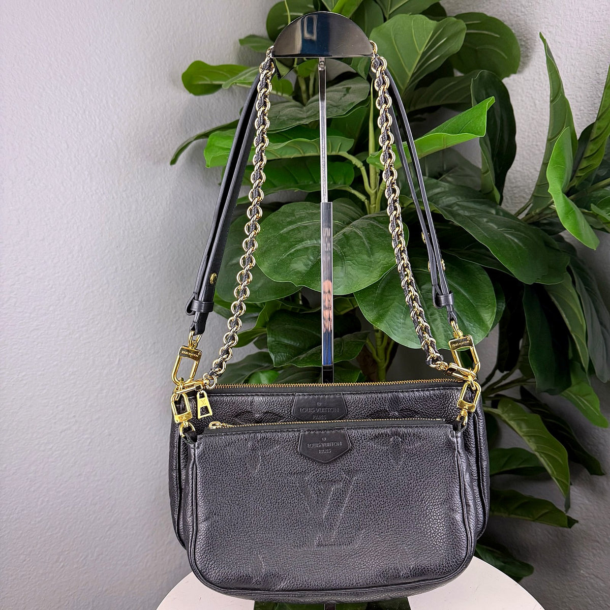 Authentic Louis Vuitton Multi Pochette Accessoires Monogram Empreinte Black Leather Crossbody - 01_photo.jpg