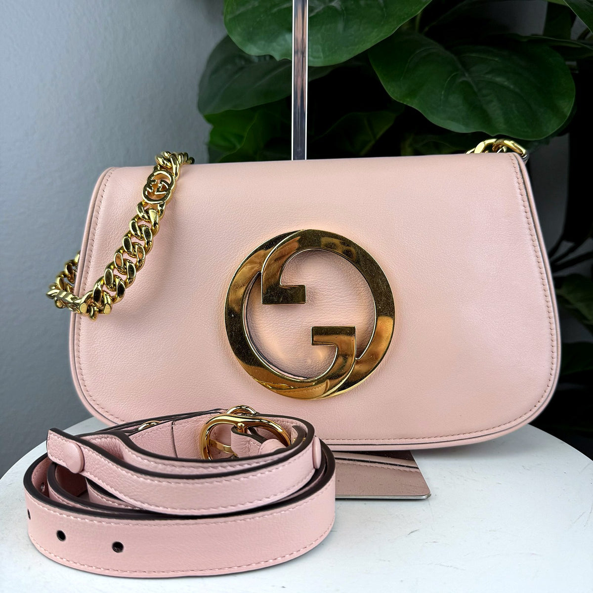 Authentic Gucci Blondie Medium Shoulder Bag Pink Leather Gold Chain - 01_photo.jpg