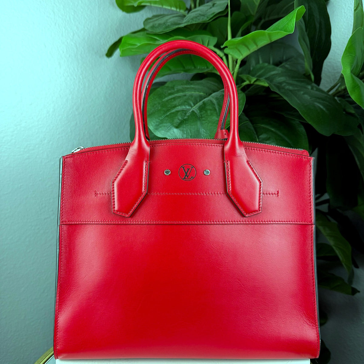 Authentic Louis Vuitton City Steamer PM Coquelicot Red Leather Tote Bag - 03_photo.jpg