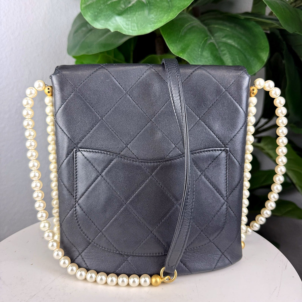 Authentic Chanel Vintage Quilted Lambskin Pearl Chain Flap Bag Black Gold Hardware - 03_photo.jpg