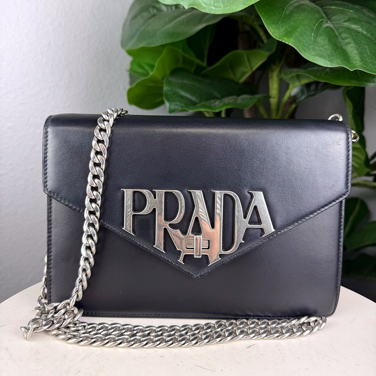 Authentic Prada Logo Envelope Shoulder Bag Black Leather Silver Hardware - 01_photo.jpg
