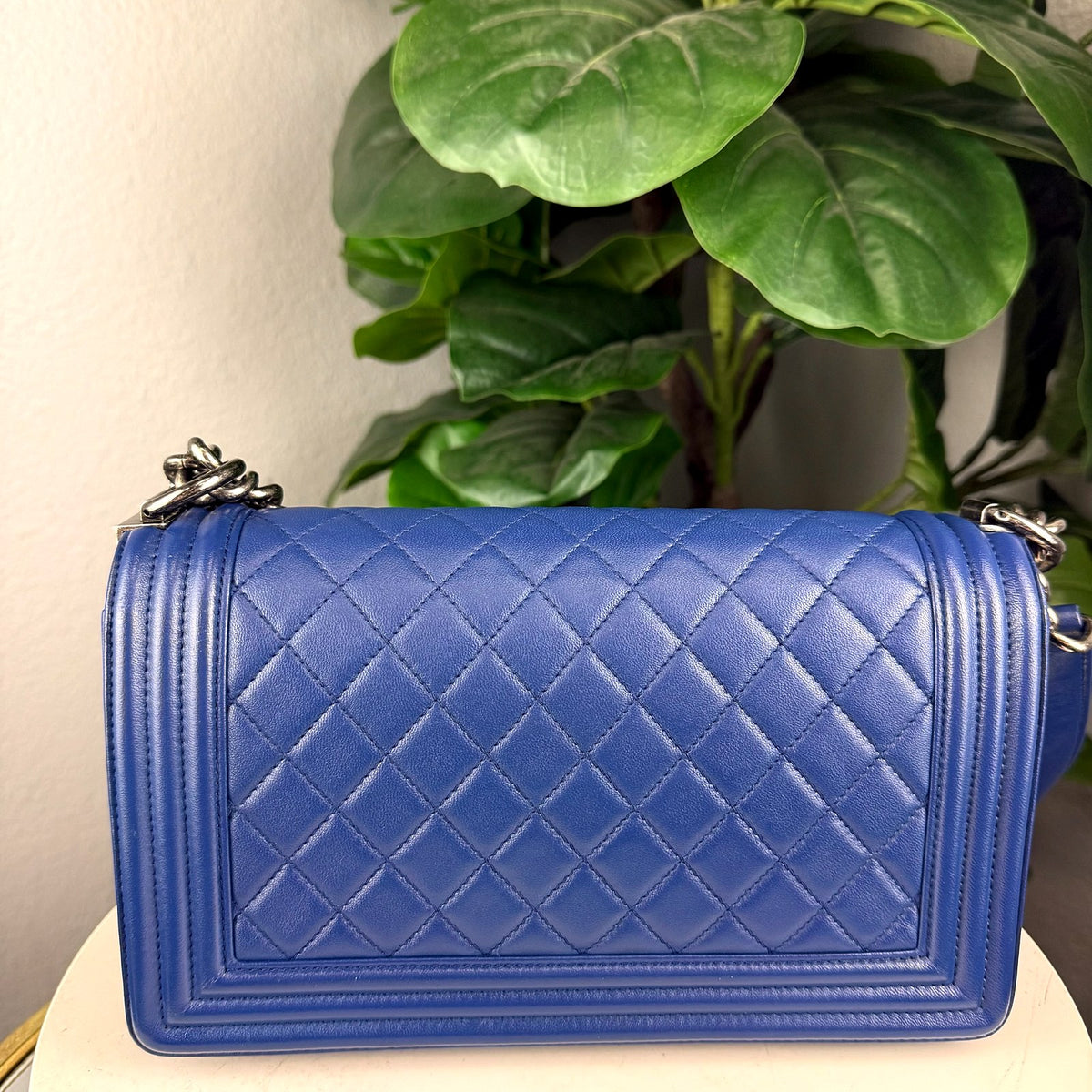Authentic Chanel Boy Bag Medium Blue Quilted Lambskin Silver Hardware - 02_photo.jpg