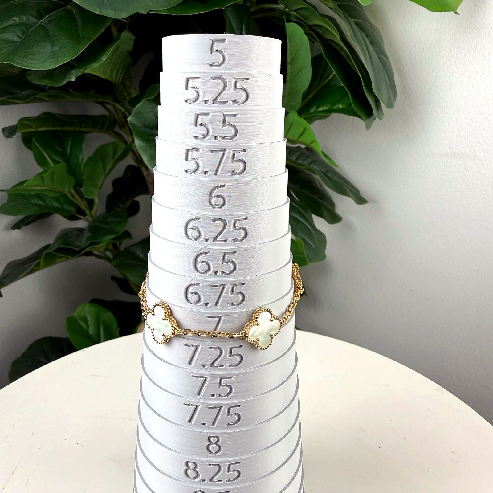 Van Cleef & Arpels Vintage Alhambra 5-Motif Bracelet 18K Yellow Gold Mother-of-Pearl