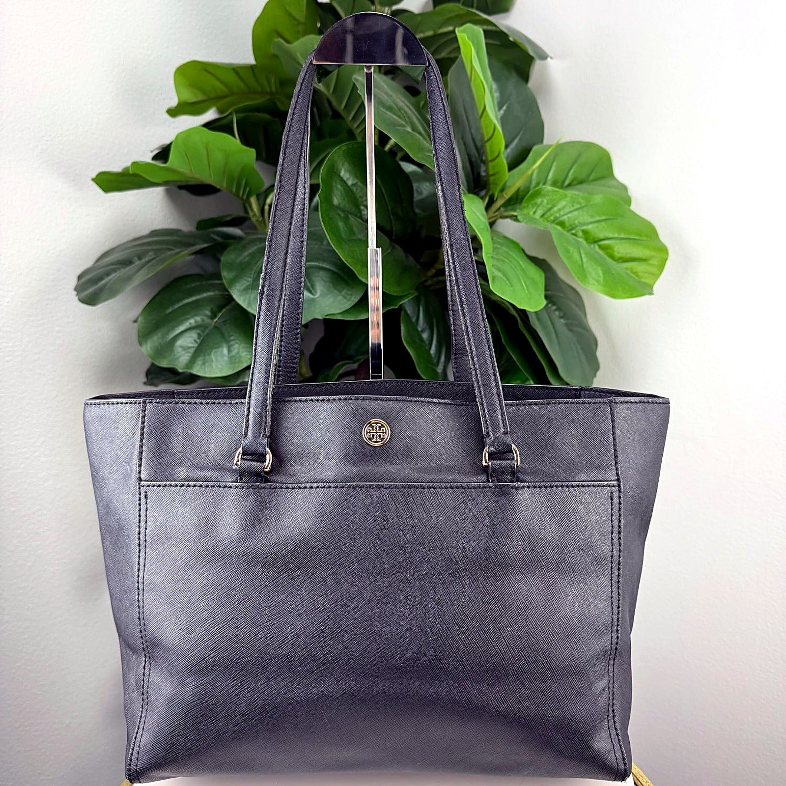 Authentic Tory Burch Black Saffiano Leather Robinson Tote