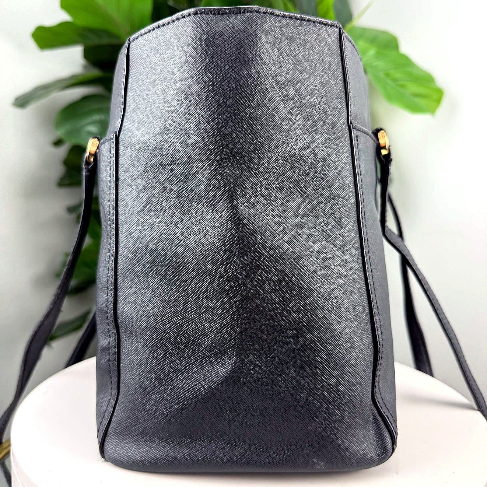 Authentic Tory Burch Black Saffiano Leather Robinson Tote