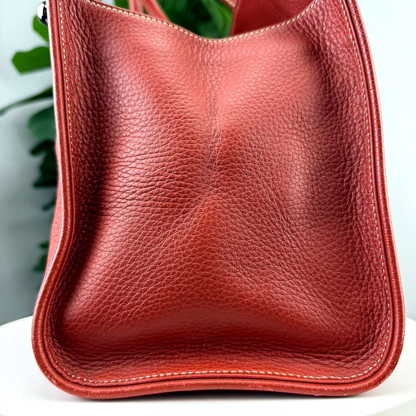 Authentic Tod's Red Pebbled Leather Tote - Oval Logo Plate