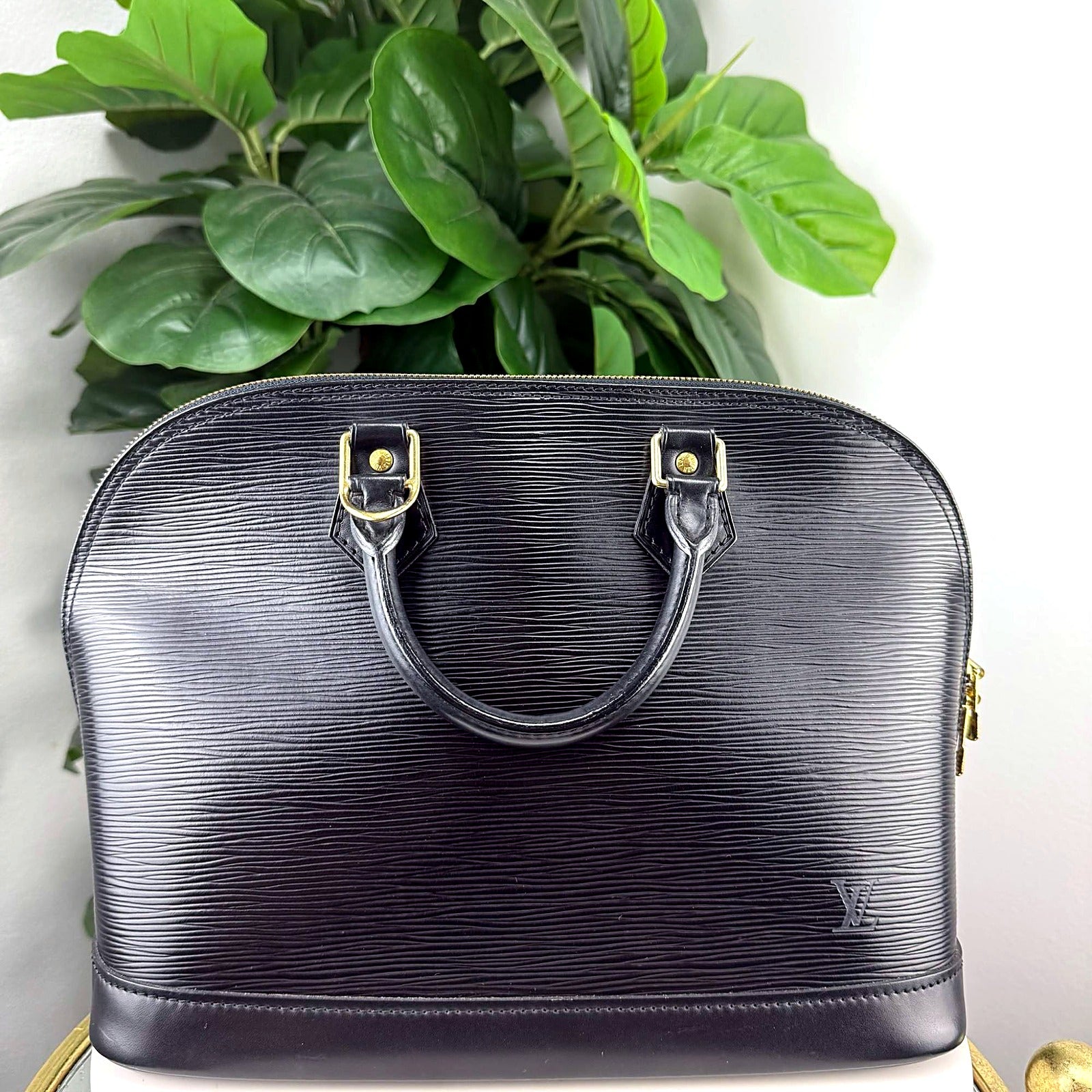 Authentic Louis Vuitton Alma PM Black Epi Leather Handbag