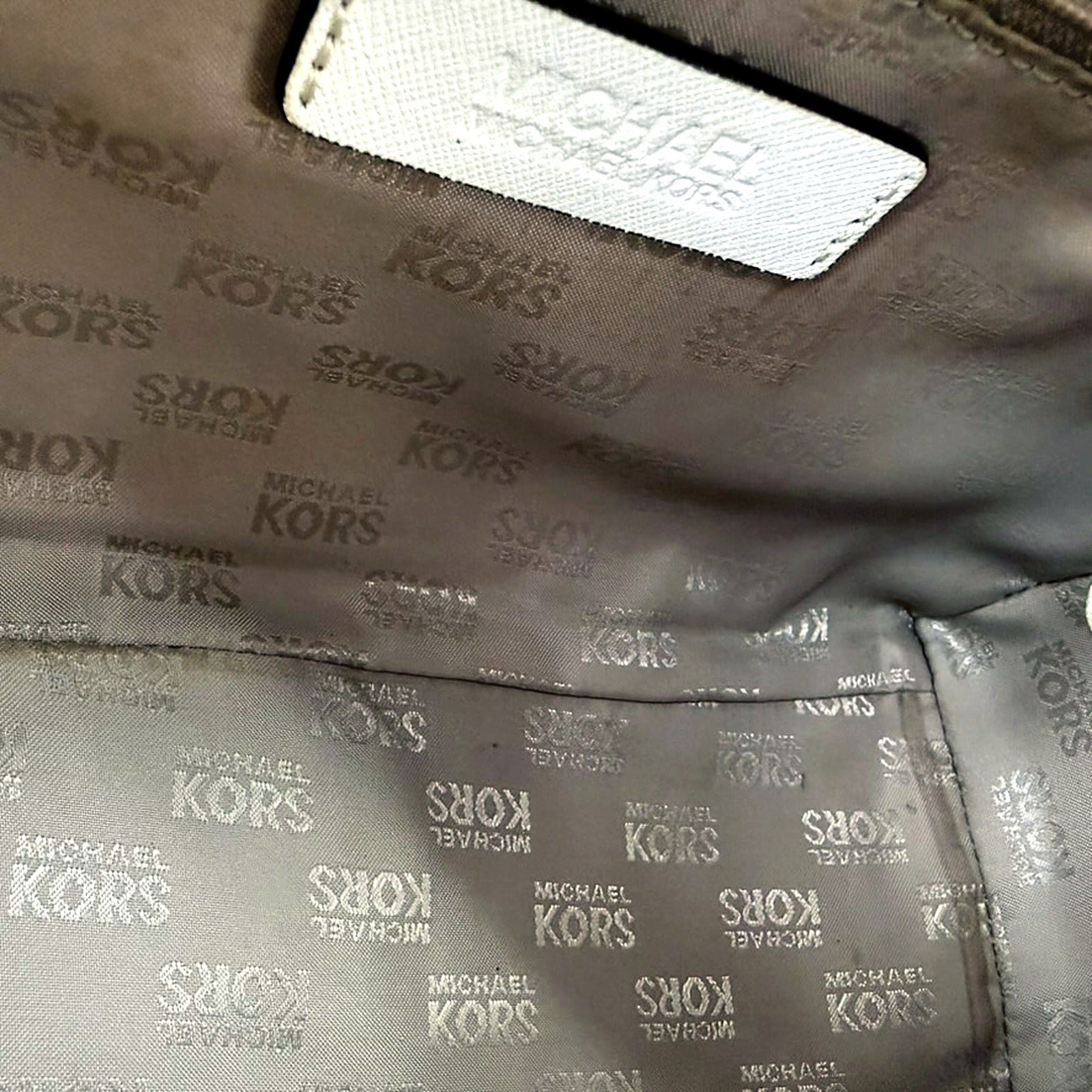 Authentic Michael Kors White Saffiano Leather Dome Satchel - single