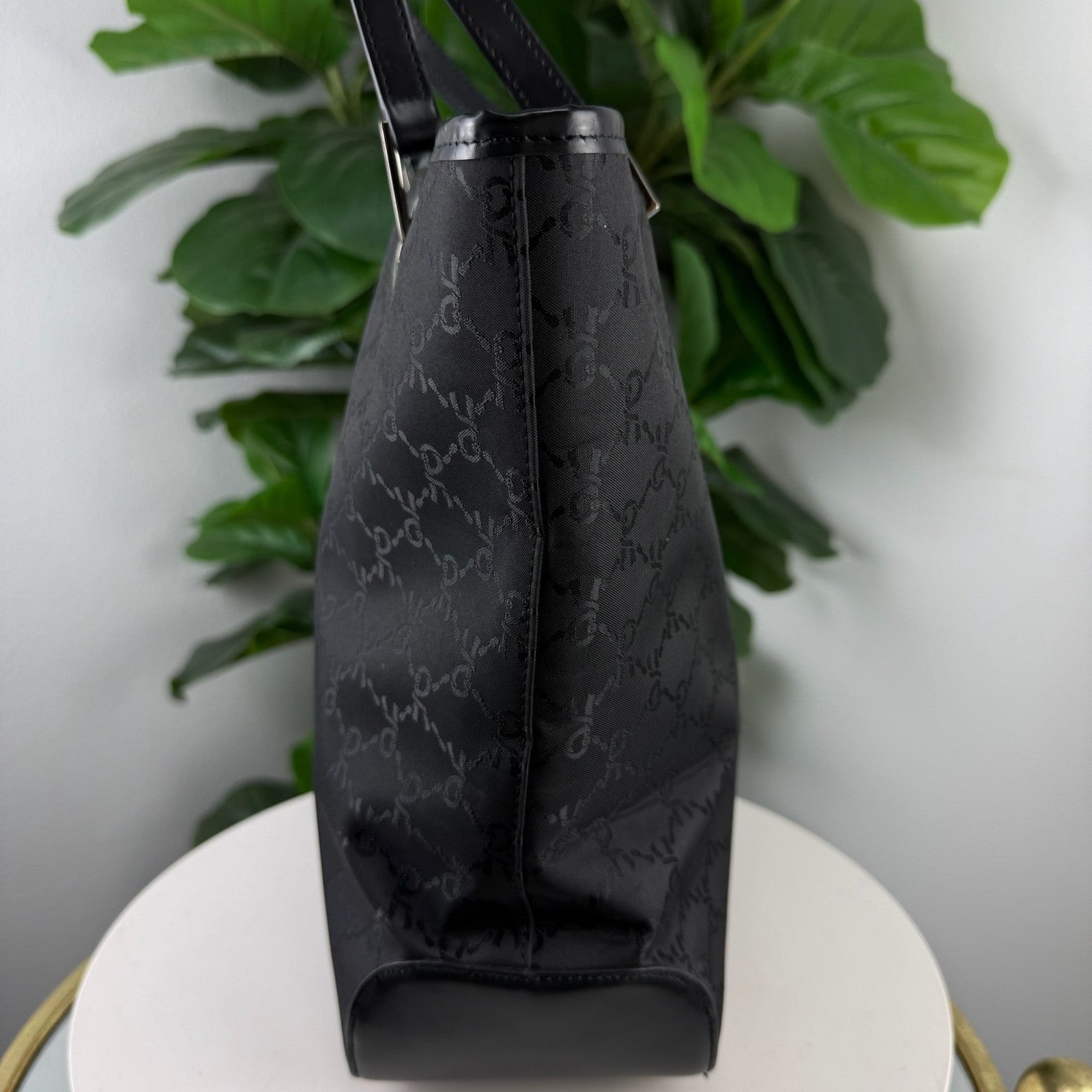 Roberta di Camerino grommet tote - back/side view