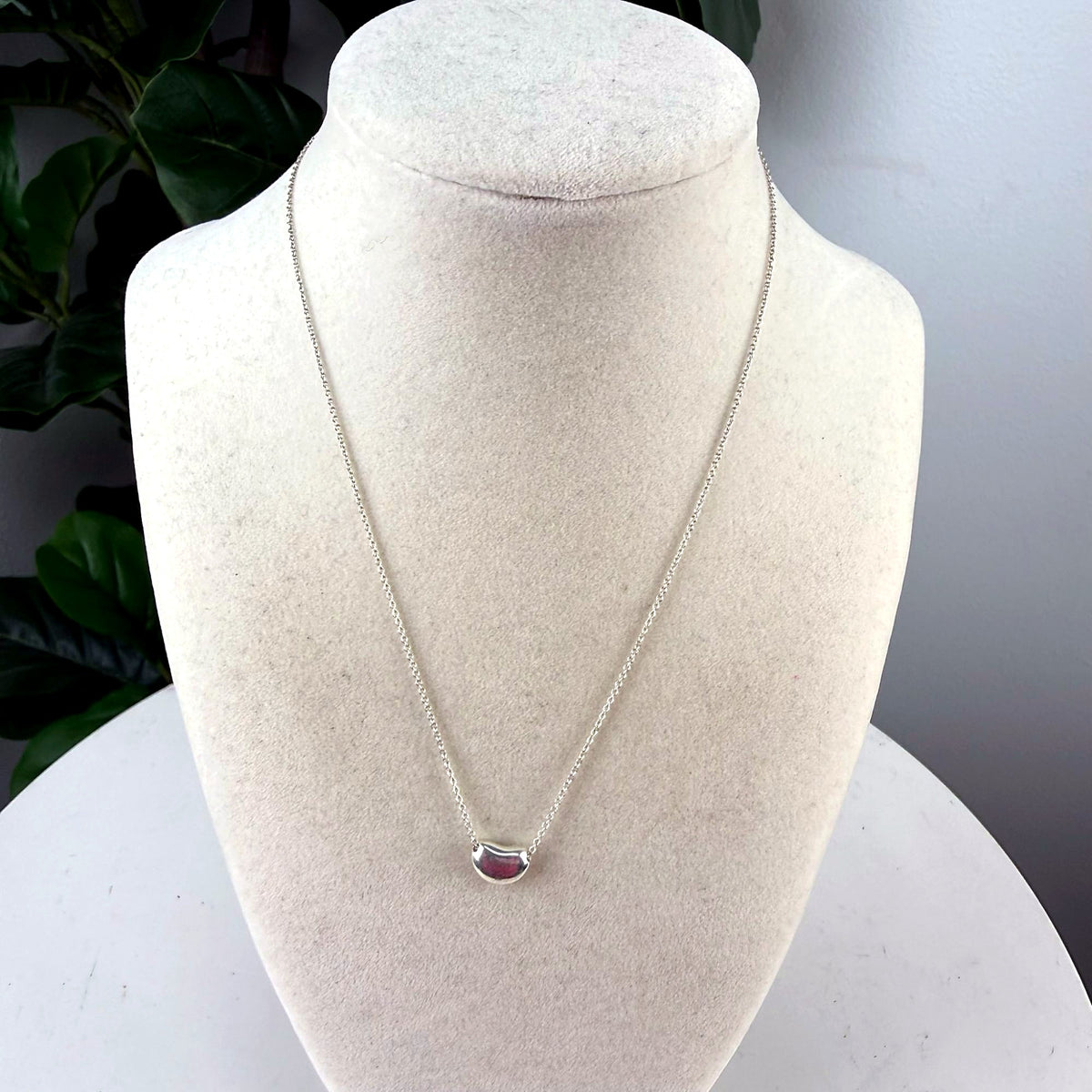 Authentic Tiffany & Co. Elsa Peretti Bean Design Sterling Silver Pendant Necklace - front