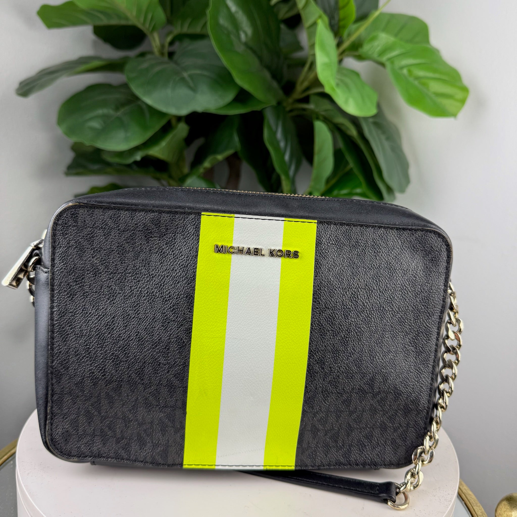 Michael Kors Jet Set Charm Center Stripe Camera Crossbody Bag - front