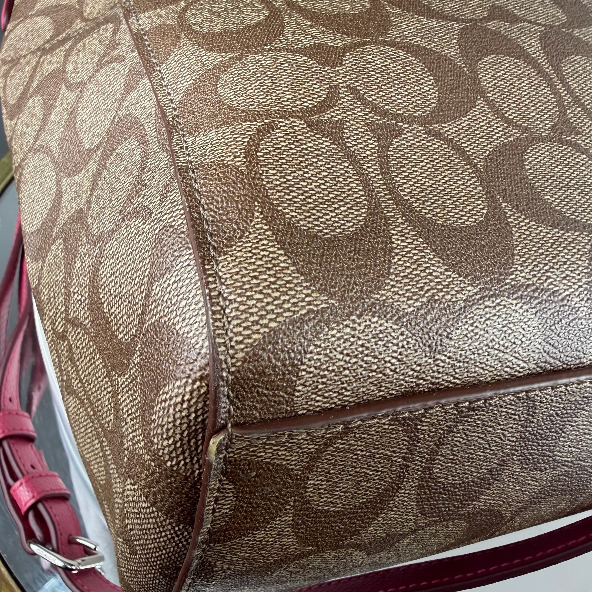 Authentic Coach Signature Canvas Hobo Bag - Khaki/Pink