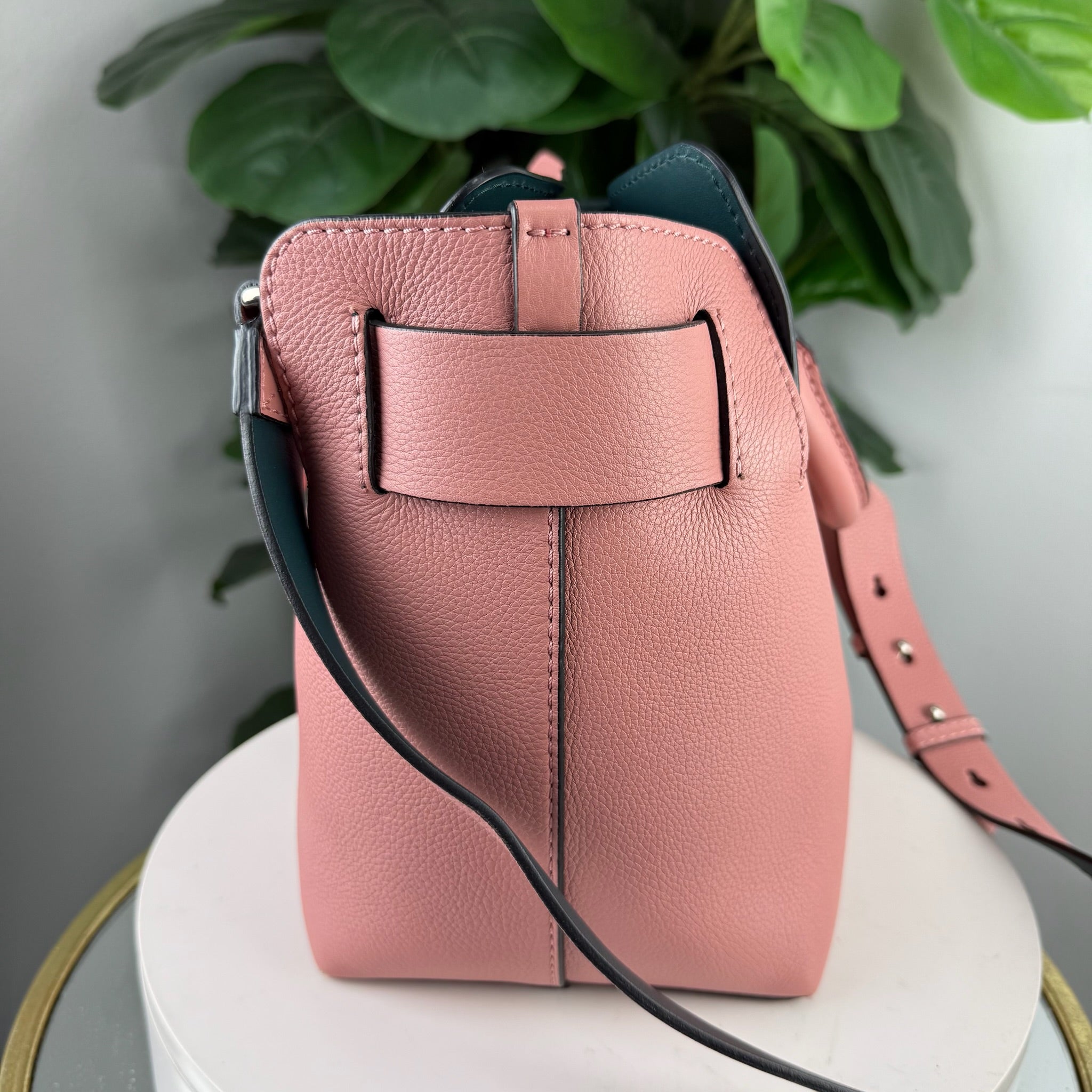 Burberry The Belt Bag Pebbled Leather - Pink