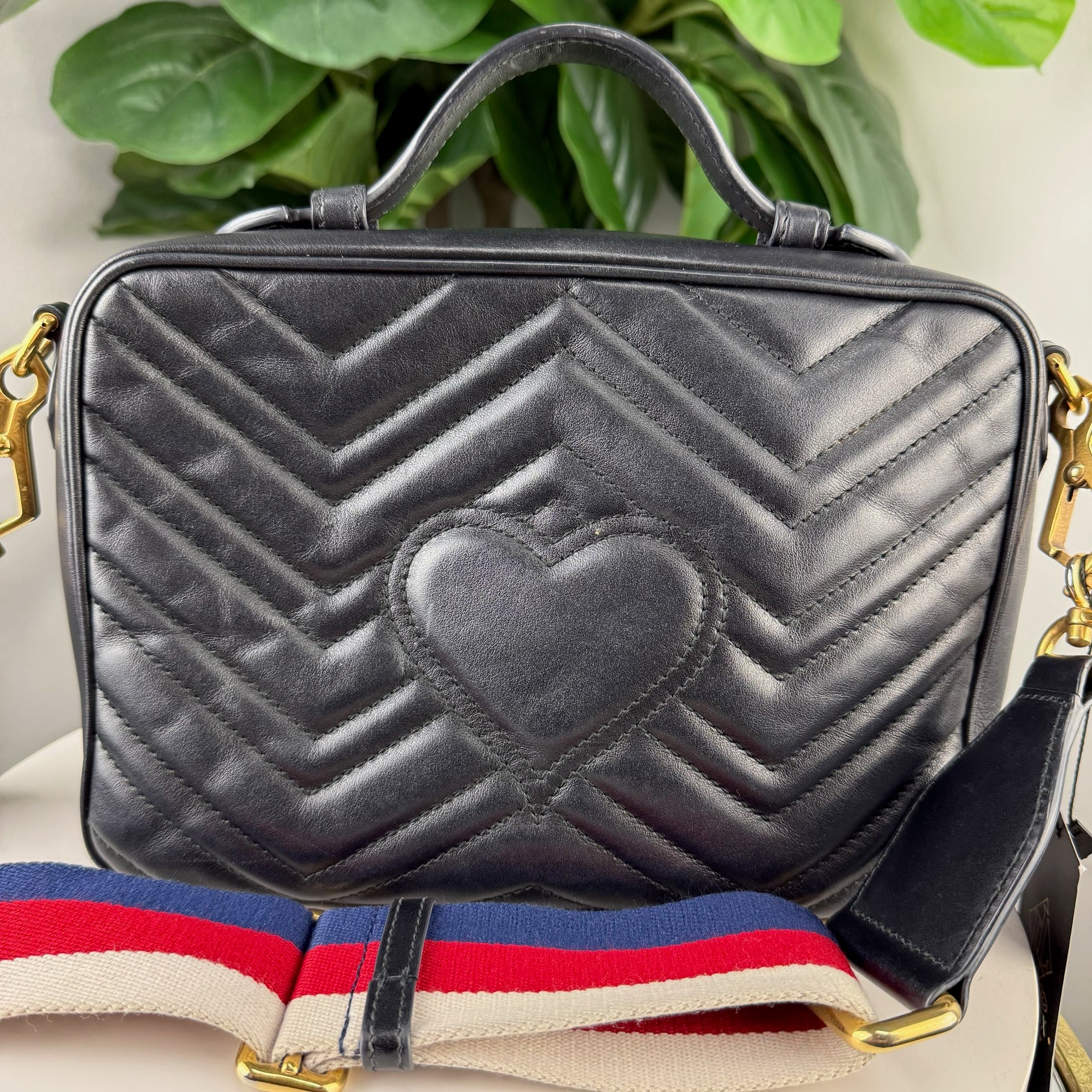 Gucci GG Marmont Matelasse Camera Crossbody Bag