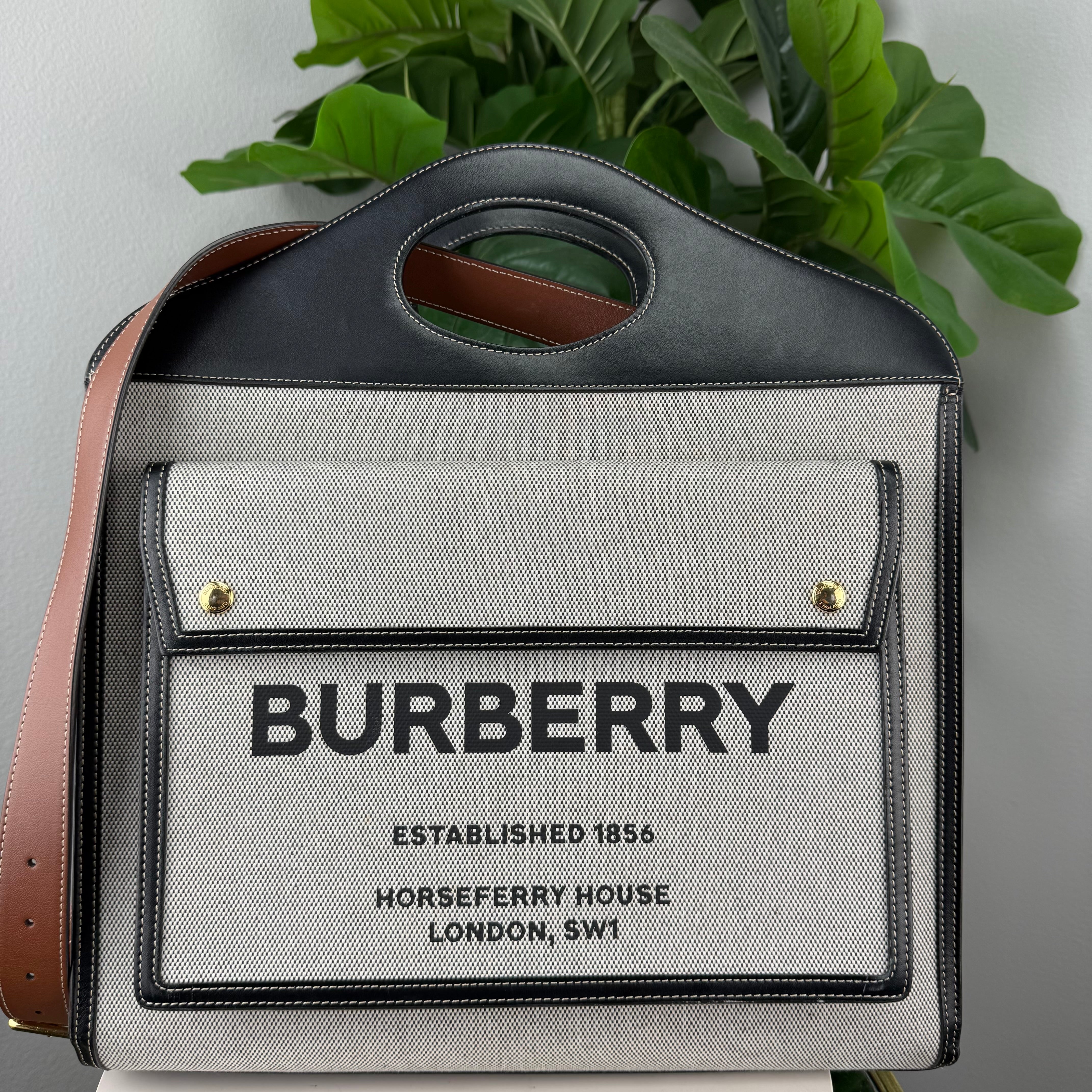 Authentic Burberry tri-tone Pocket Horseferry Tote Bag