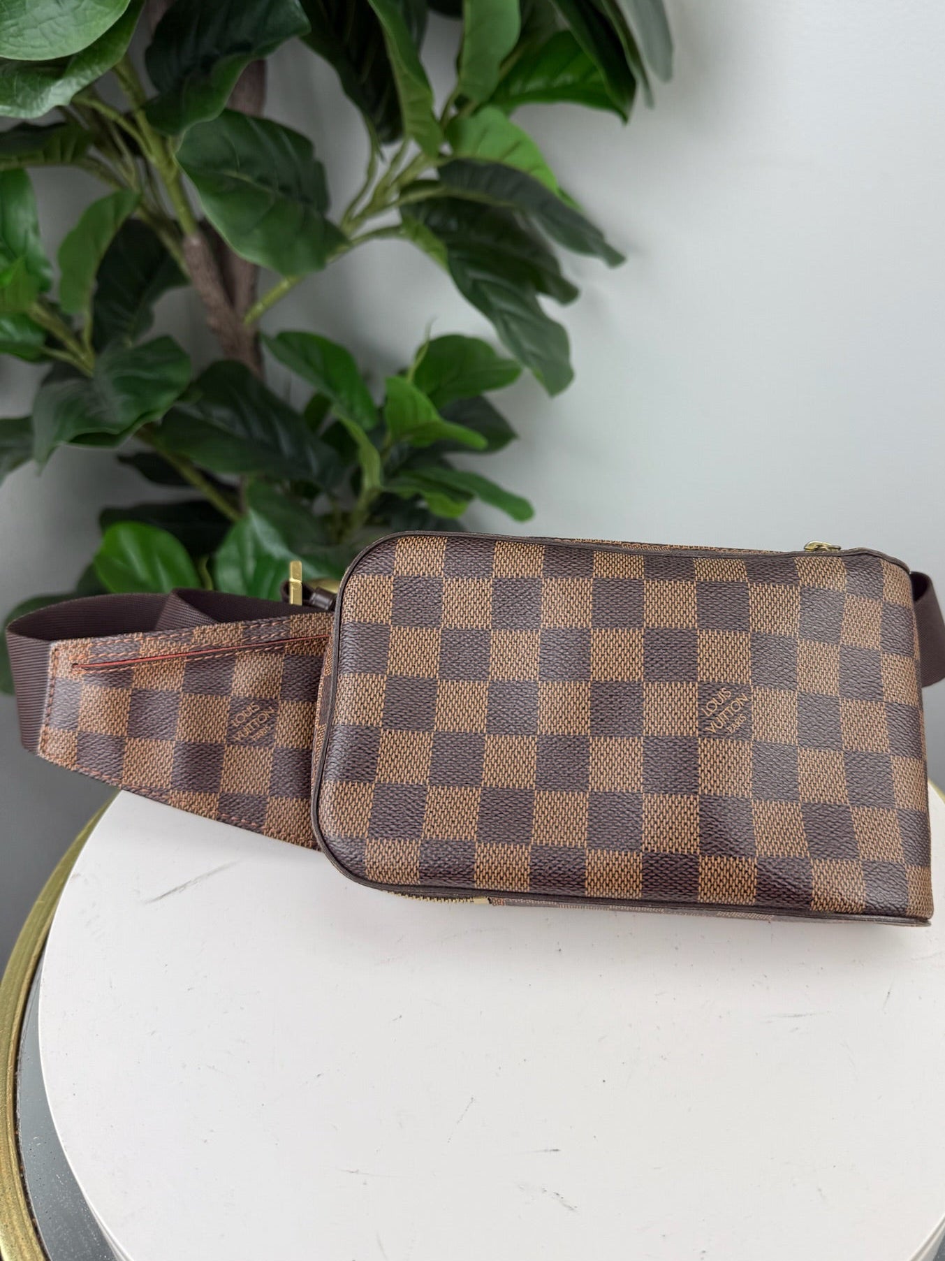 Authentic Louis Vuitton Geronimo Damier Ebene Bumbag Unisex men's or women's Bag - Certificate of Authenticity included