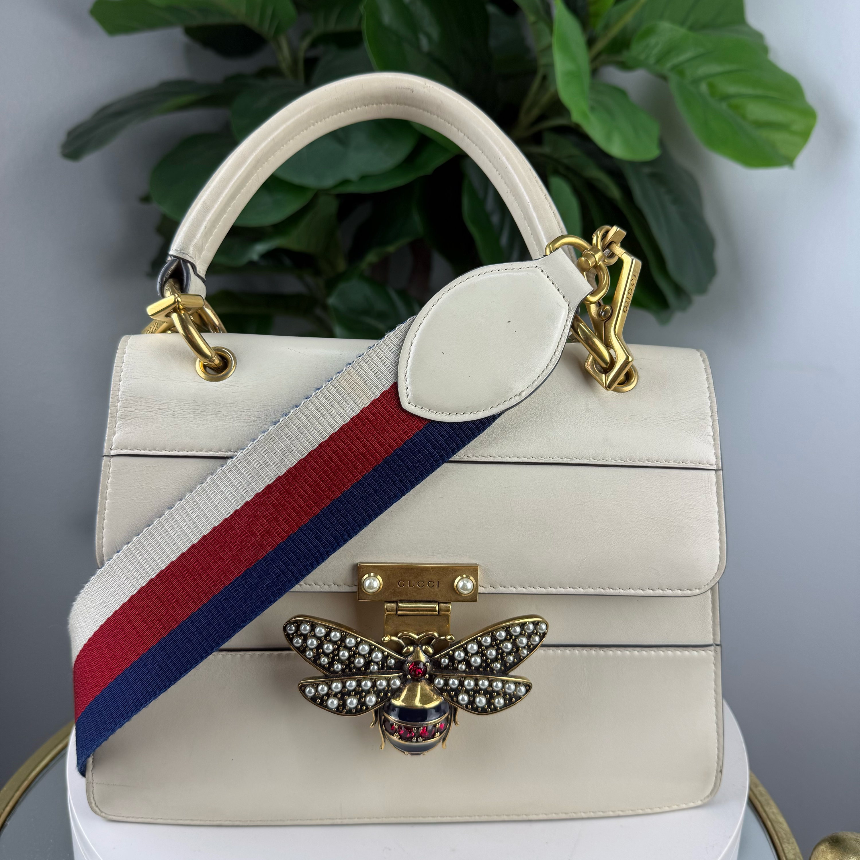 Gucci Queen Margaret Leather Bee Ivory Top Handle Shoulder Bag Authentic Pre Owned