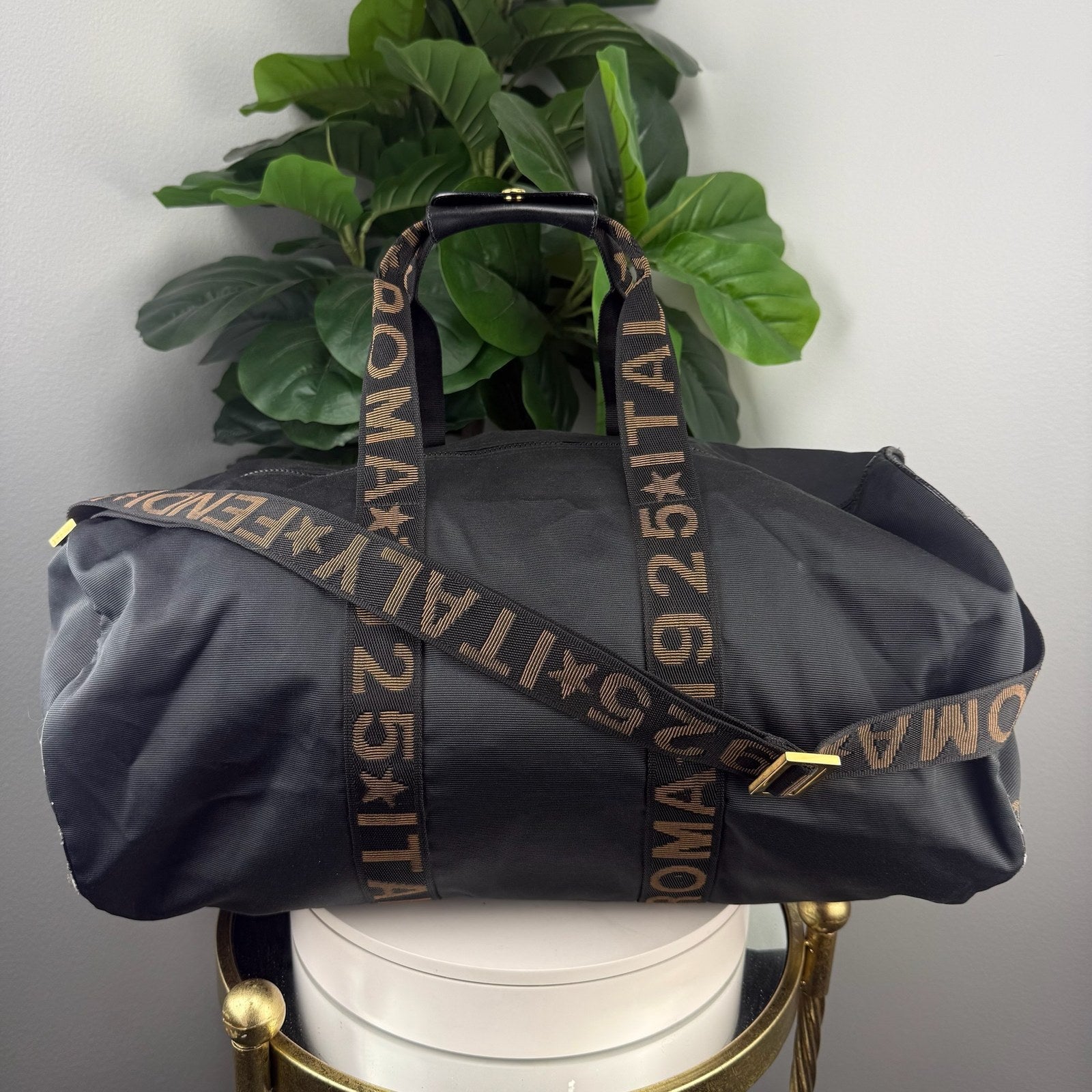 Fendi Roma logo strap black duffle - front