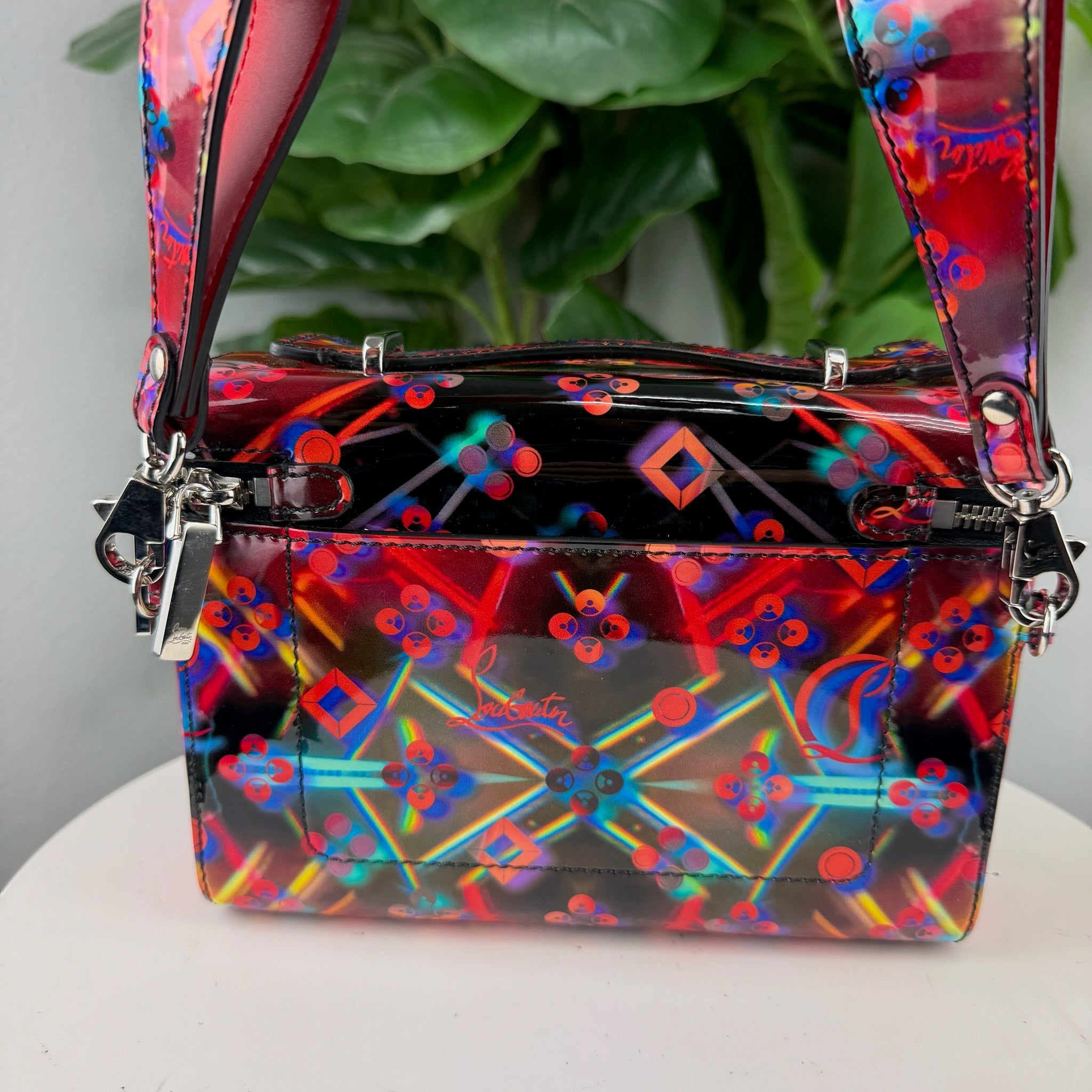 Authentic Christian Louboutin Kypipouch Patent Messenger Bag limited edition