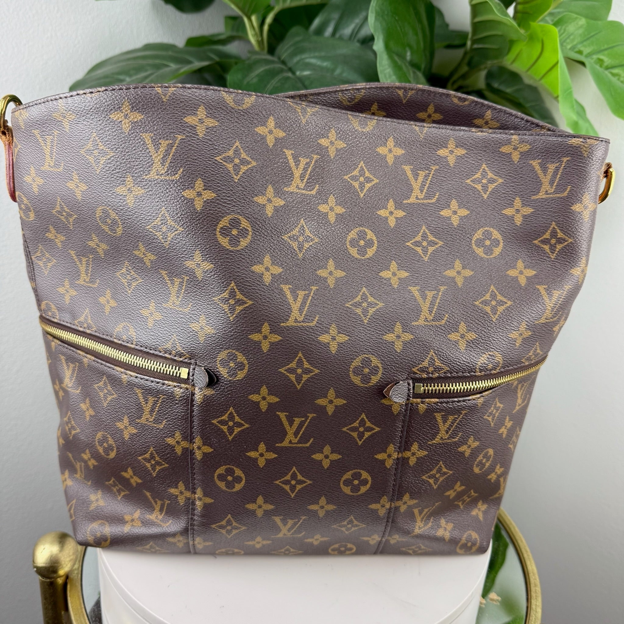 Authentic Louis Vuitton Melie Shoulder Bag