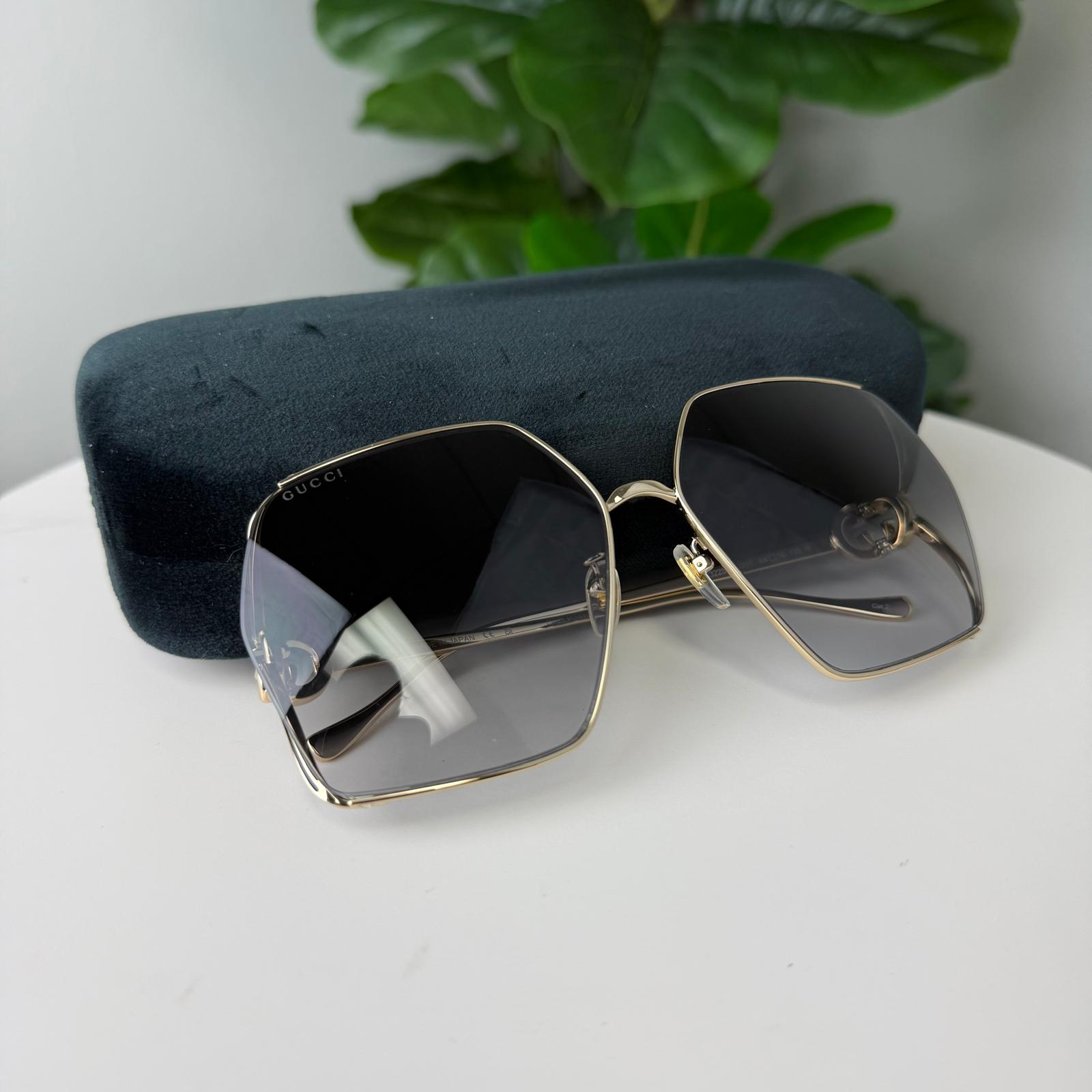 GUCCI Oversize Square-frame Sunglasses In Gold
