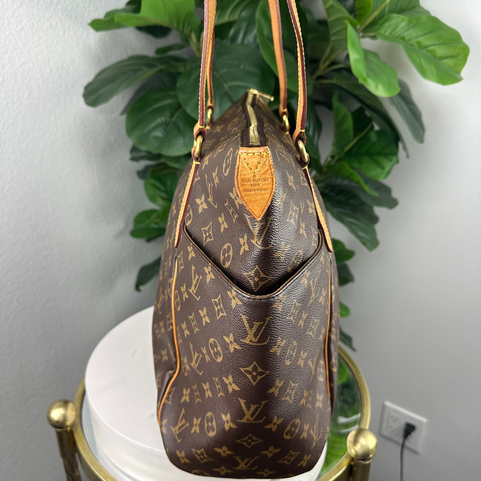 Authentic Louis Vuitton Totally MM Monogram Canvas Tote Bag