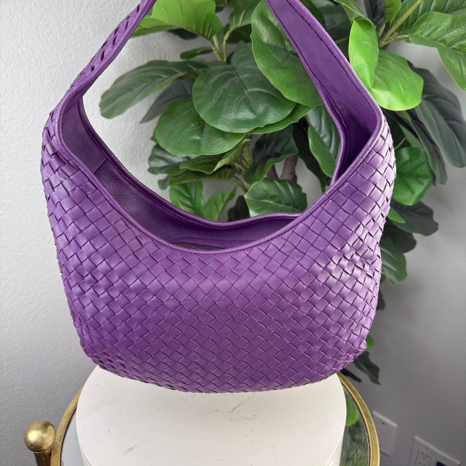 Authentic BOTTEGA VENETA Shoulder Bag Intrecciato Leather Purple
