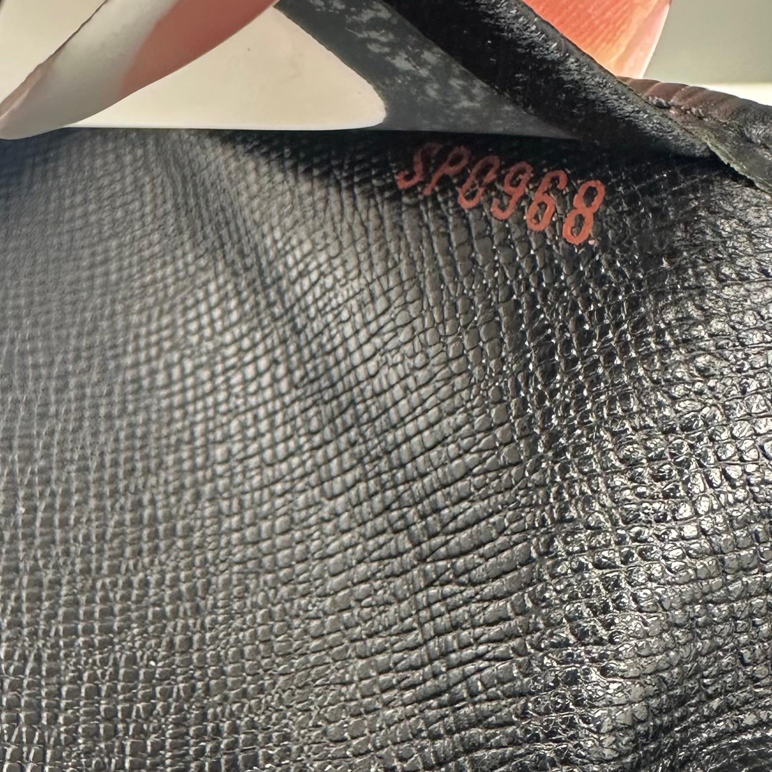 💎Authentic Louis Vuitton Epi Leather Black Wallet
