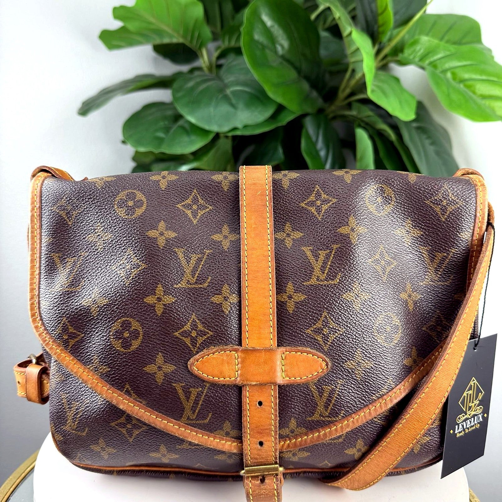 Authentic Louis Vuitton Saumur Messenger front