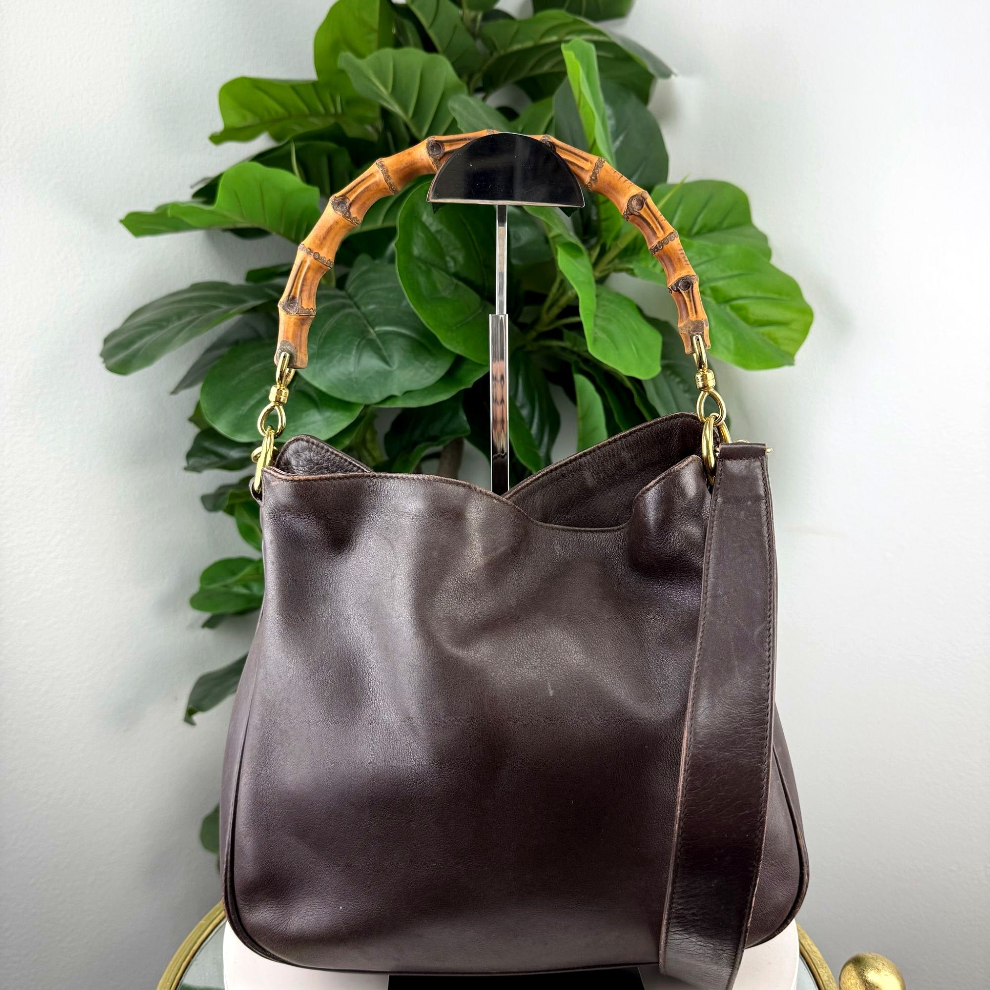 Authentic vintage Gucci brown leather bamboo-handle shoulder bag, front view
