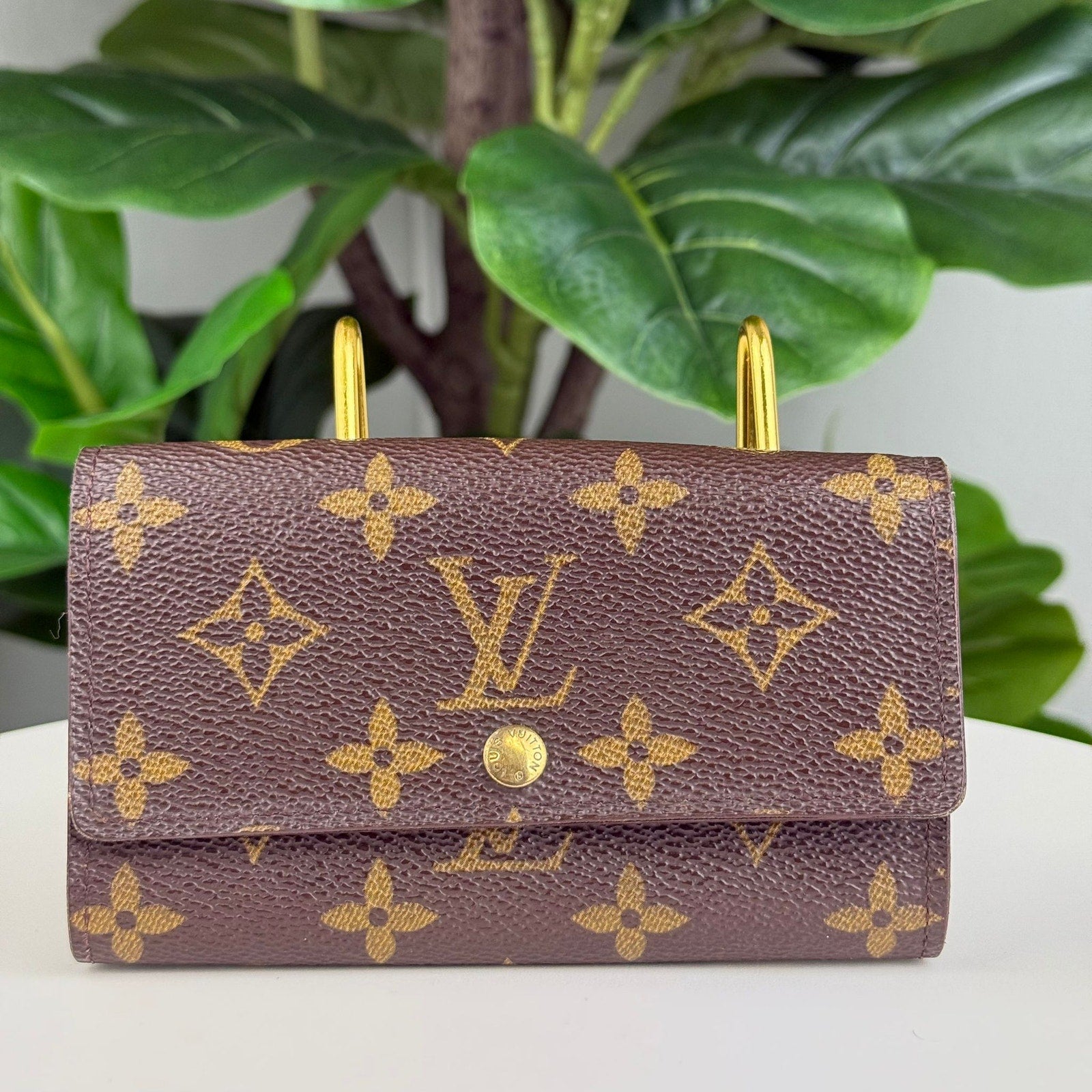 Authentic Louis Vuitton Portefeuille Sarah Wallet