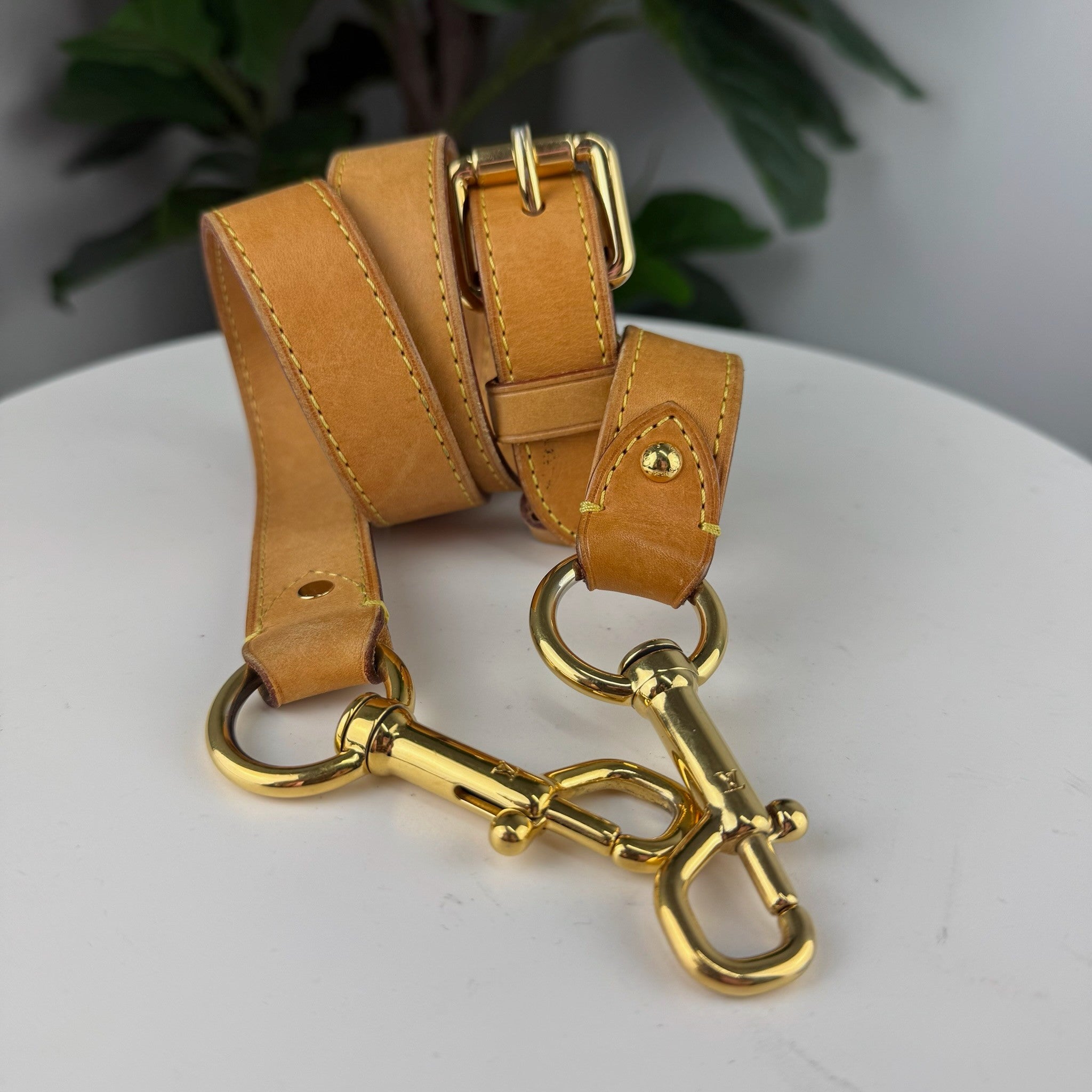 Louis Vuitton vachetta bandolier strap - view 2