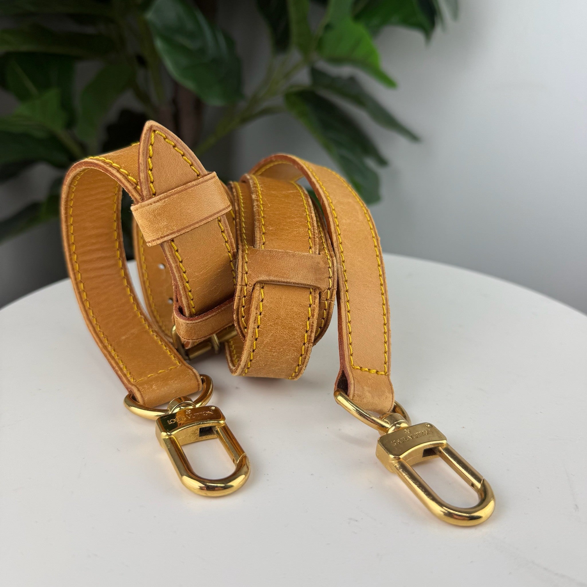 Louis Vuitton vachetta bandolier strap - view 6