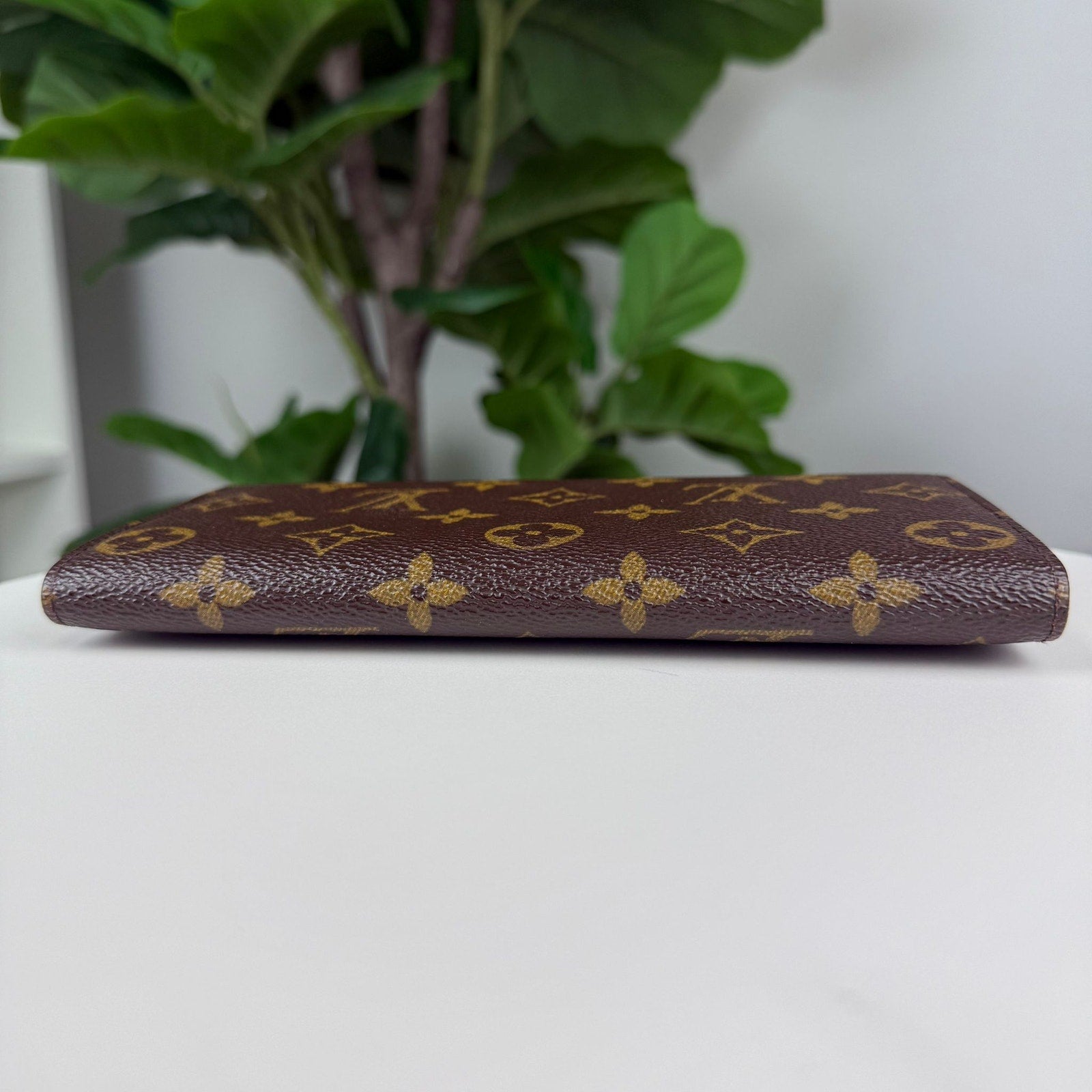 Authentic Louis Vuitton Porte Tresor International Wallet