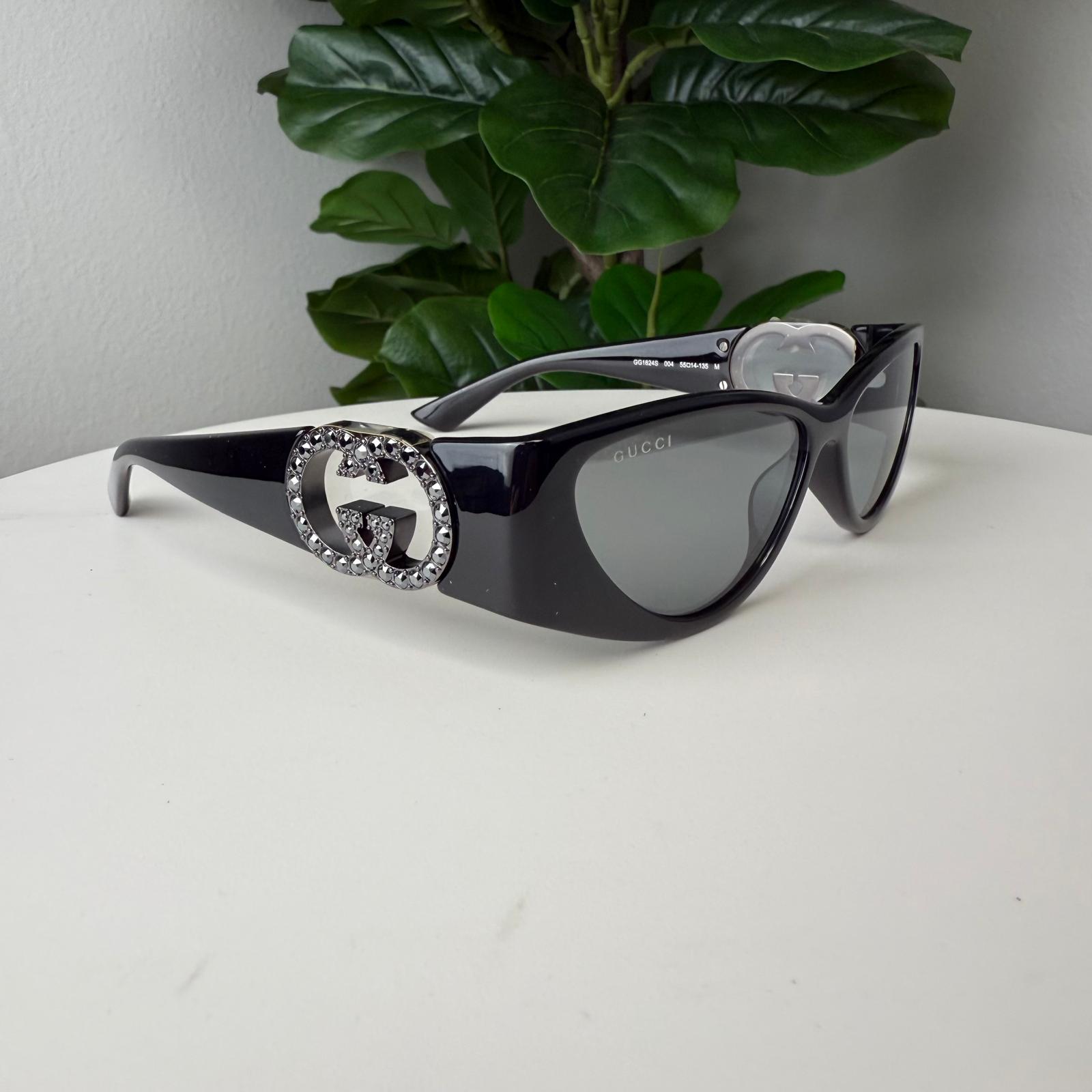 Gucci Sunglasses Black/Beige Cat Eye Frame