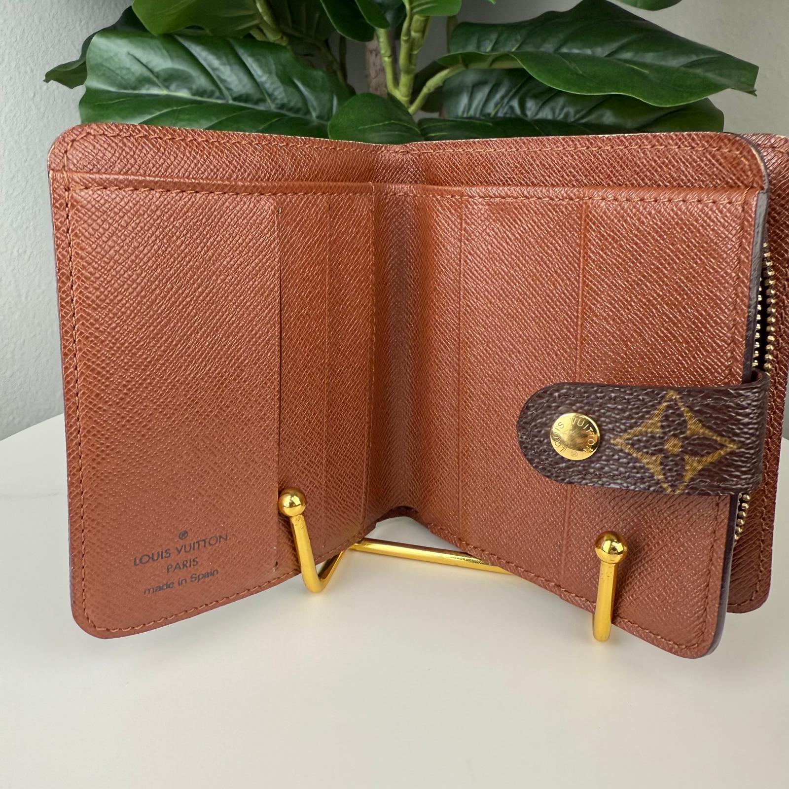 Authentic Louis Vuitton Monogram Canvas Compact Zippy Wallet Brown