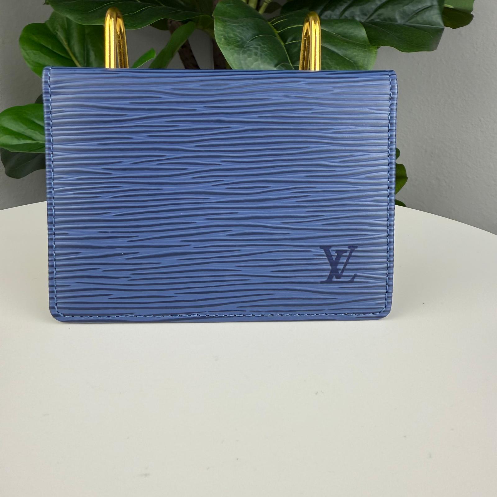 Authentic Louis Vuitton Epi Leather Coin Case