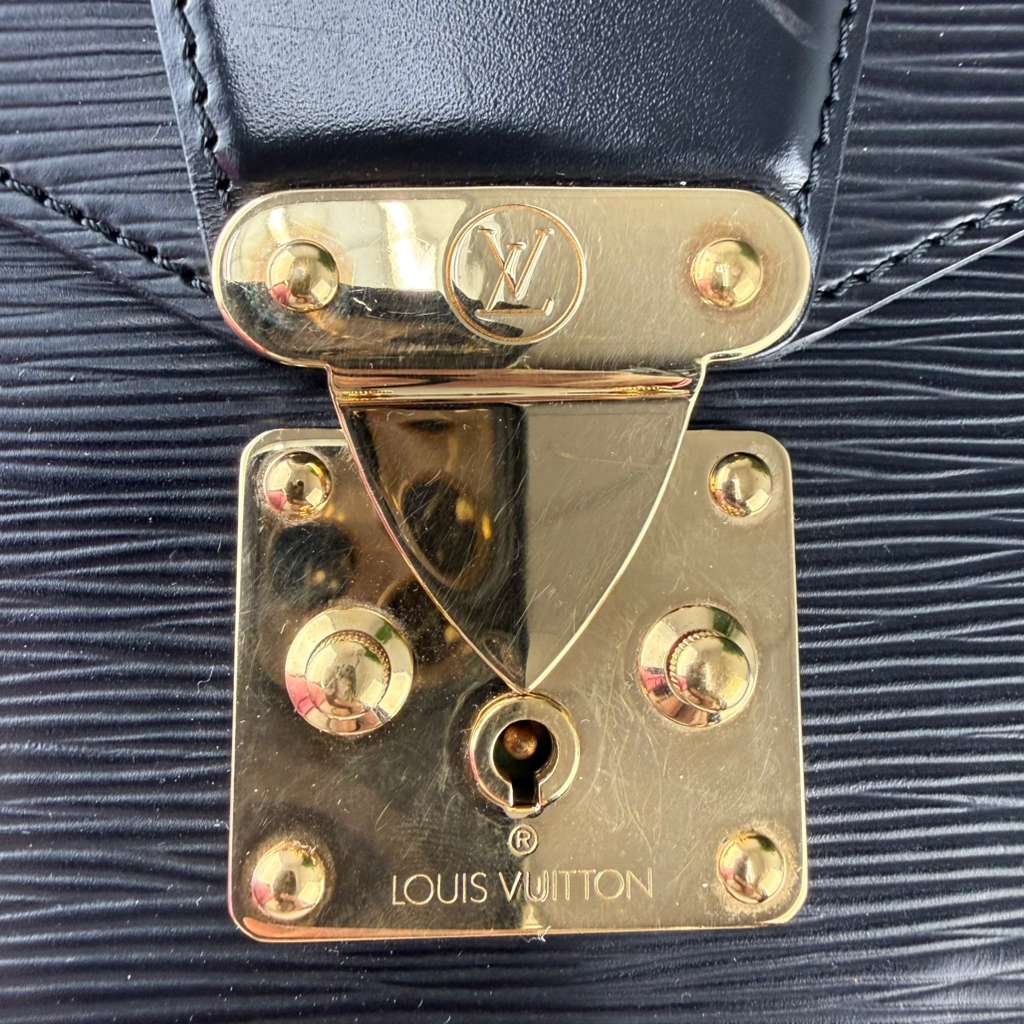 Authentic Louis Vuitton Epi Monceau Shoulder Bag