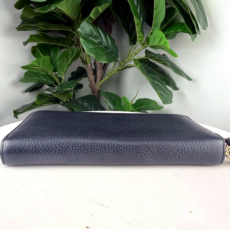 Authentic Chloe Black Pebbled Leather Zip-Around Wallet