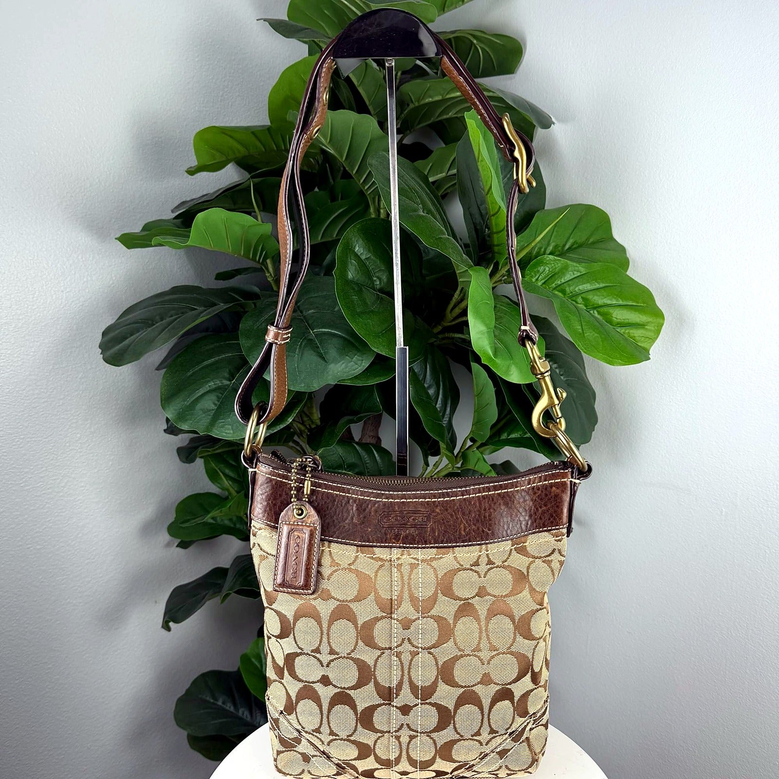 Authentic Coach Signature Jacquard Crossbody Bucket Bag